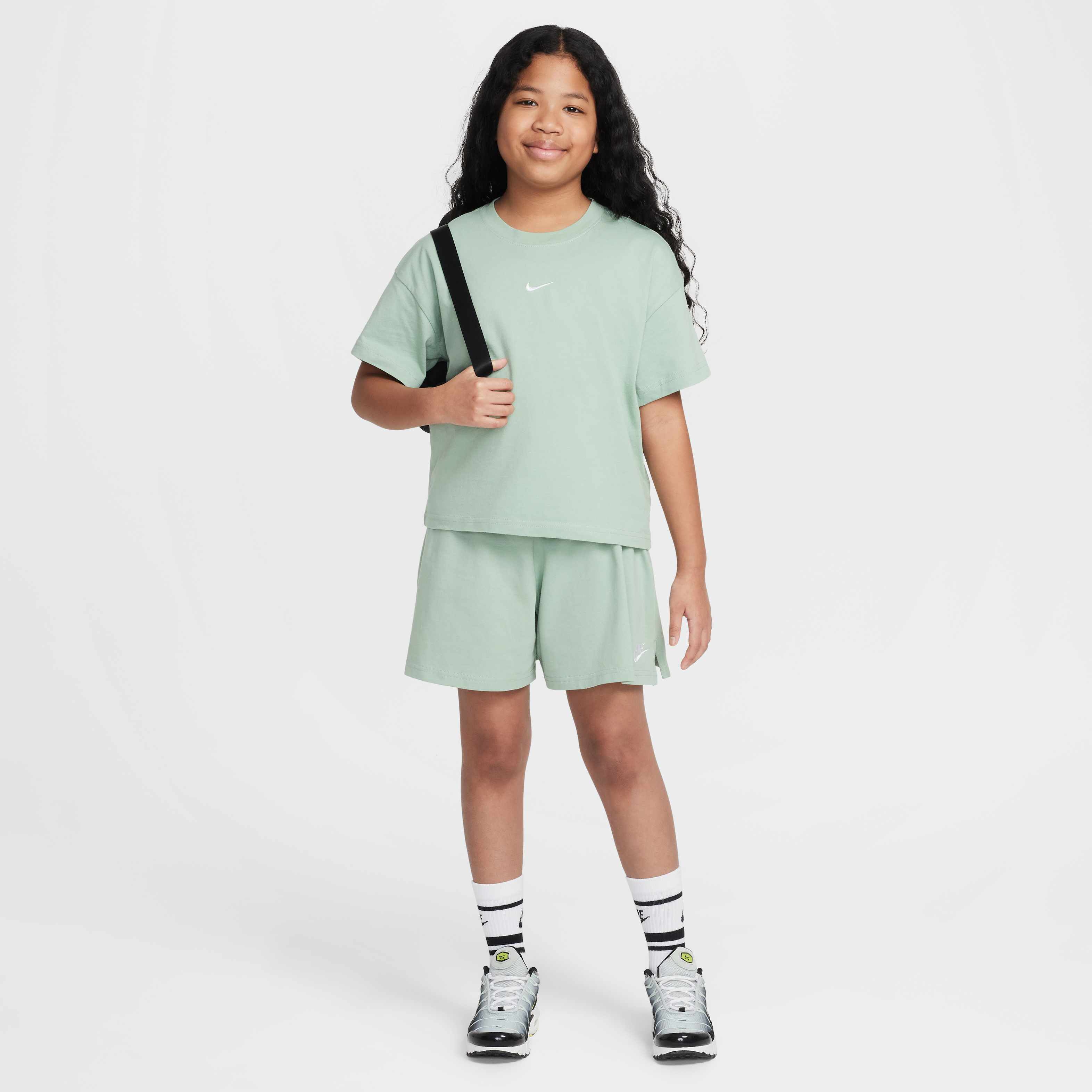 نايكي سبورتسوير image number 4