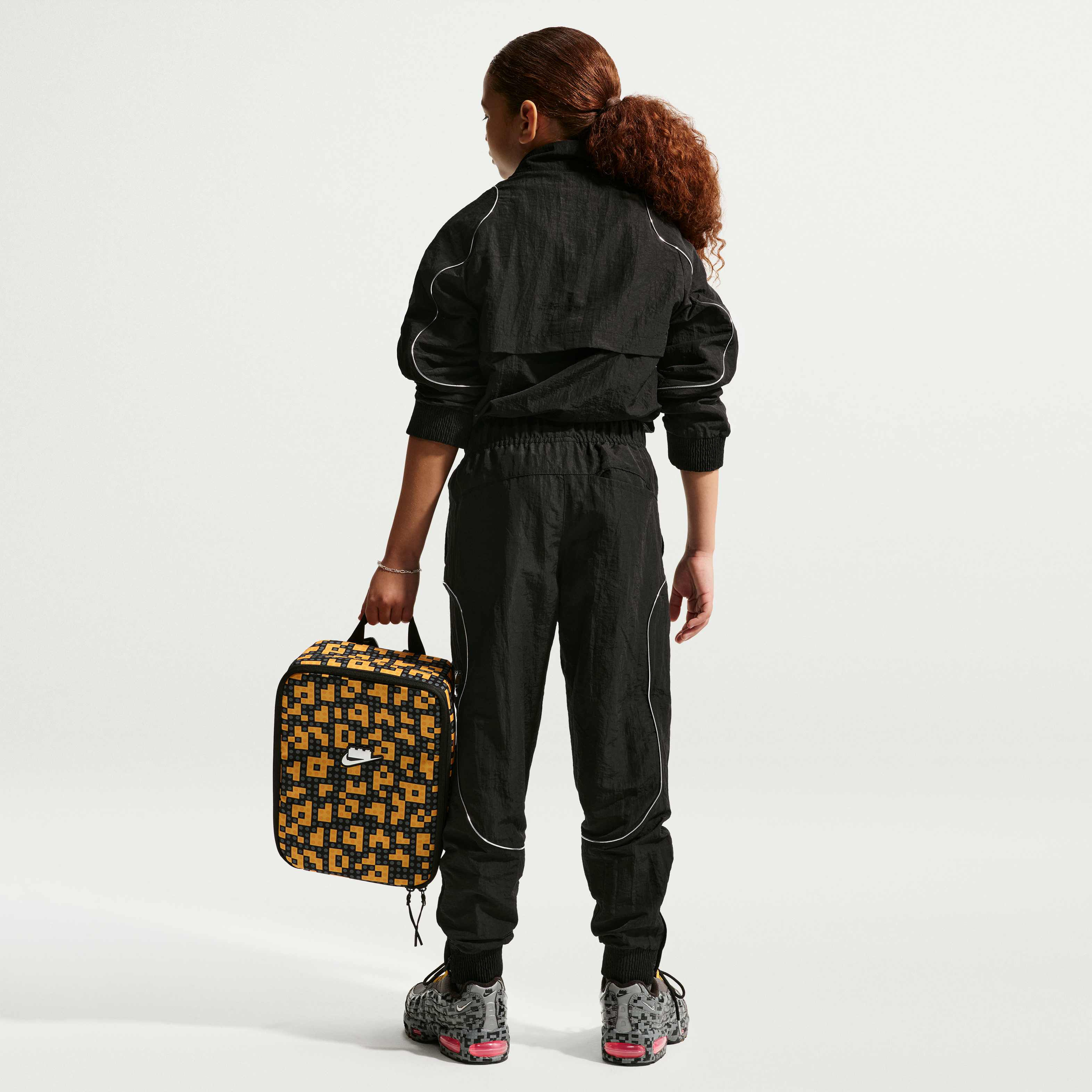 Nike x LEGO&reg; Collection image number 6