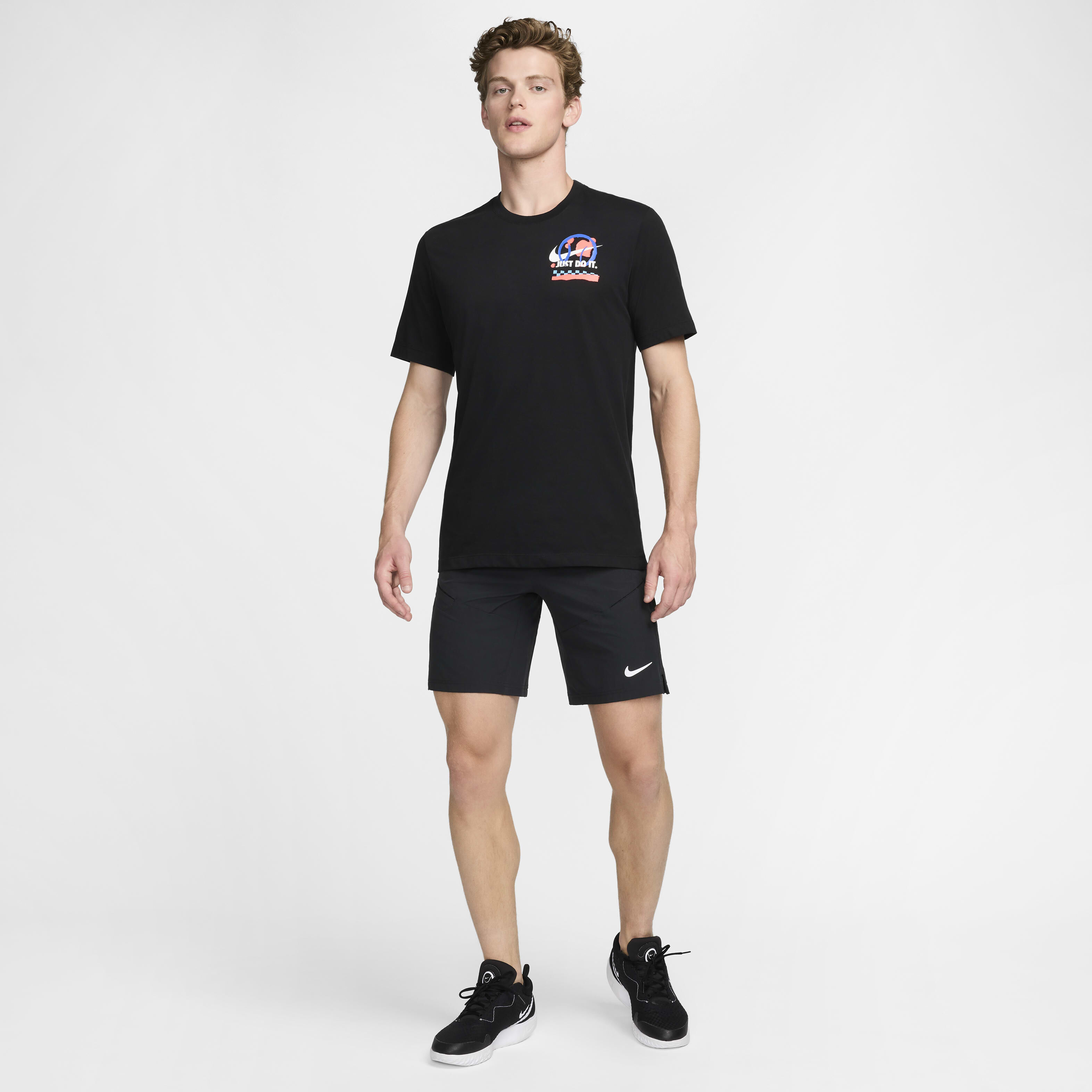 NikeCourt image number 3