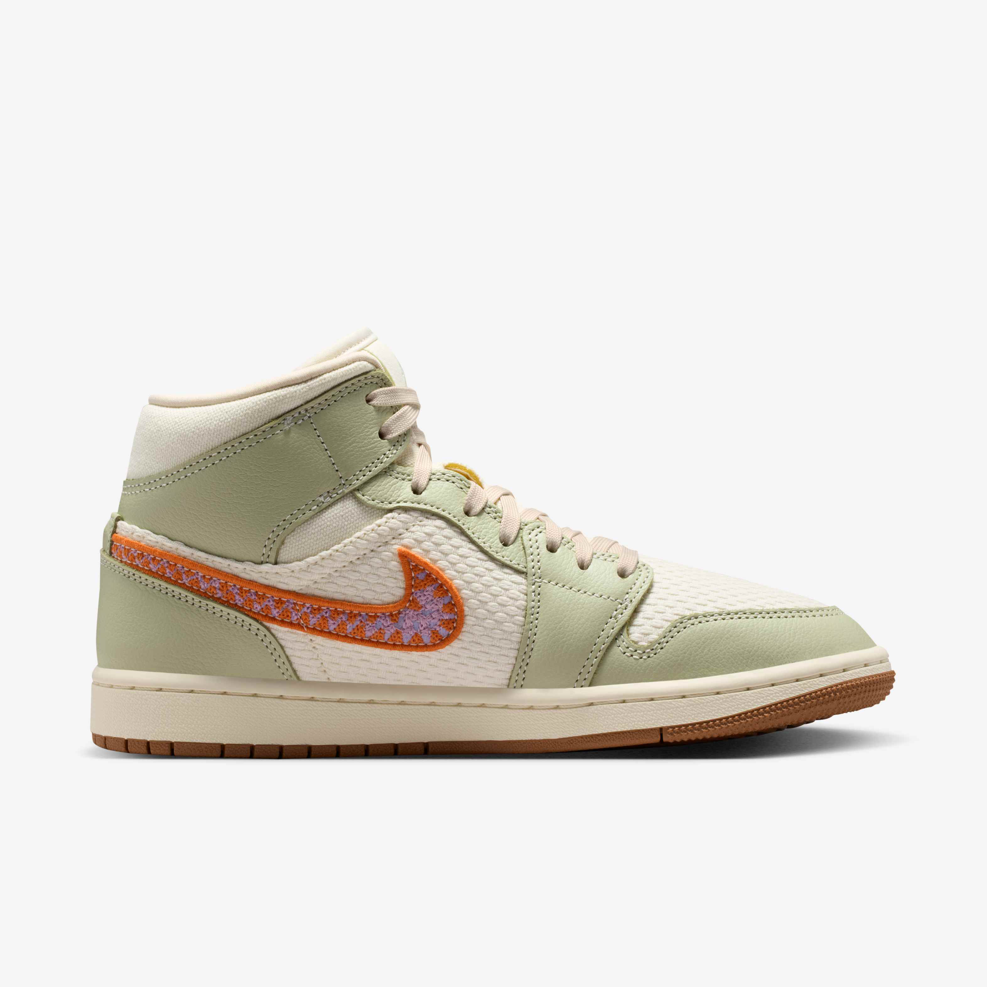 Air Jordan 1 Mid SE image number 2