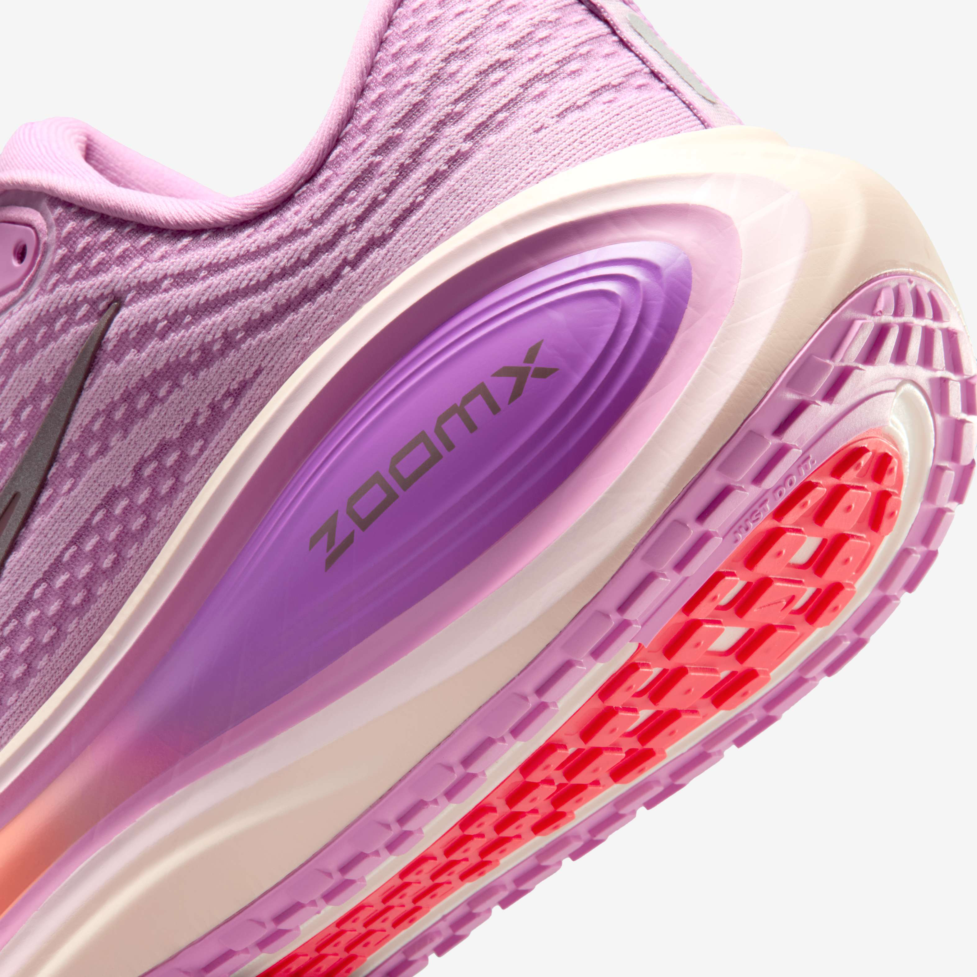 نايكي فوميرو بلس image number 7