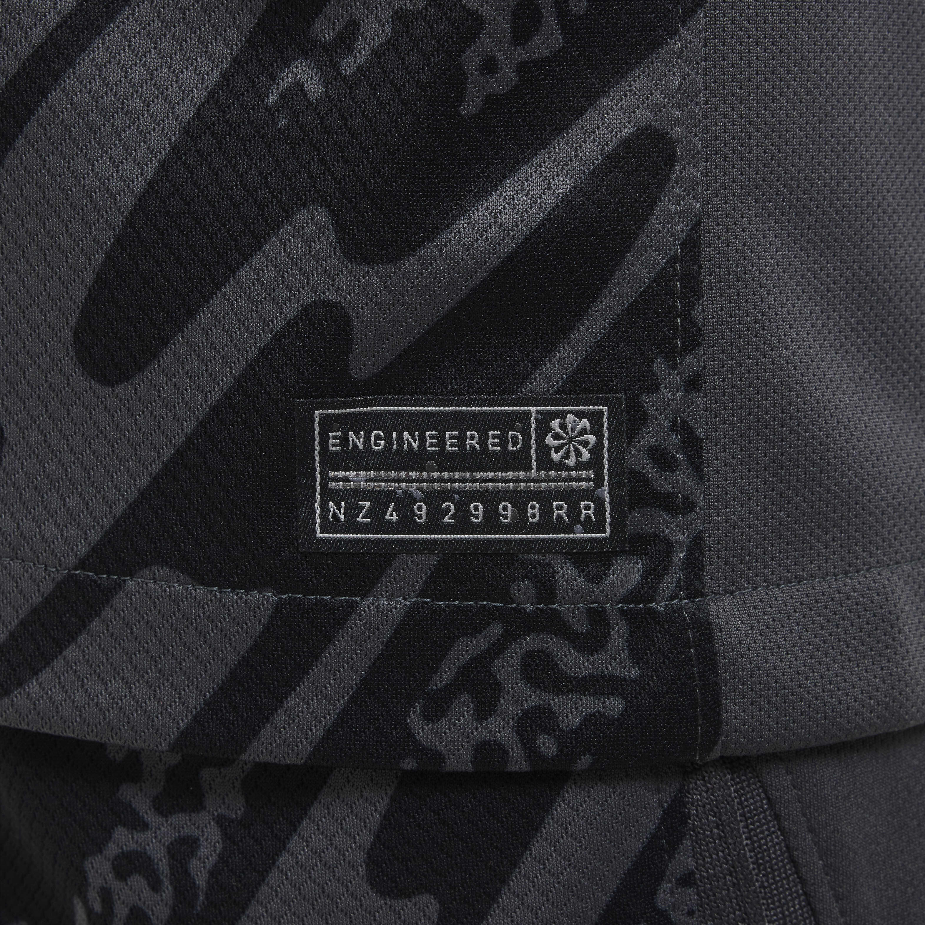 Liverpool F.C. Stadium Goalkeeper image number 5