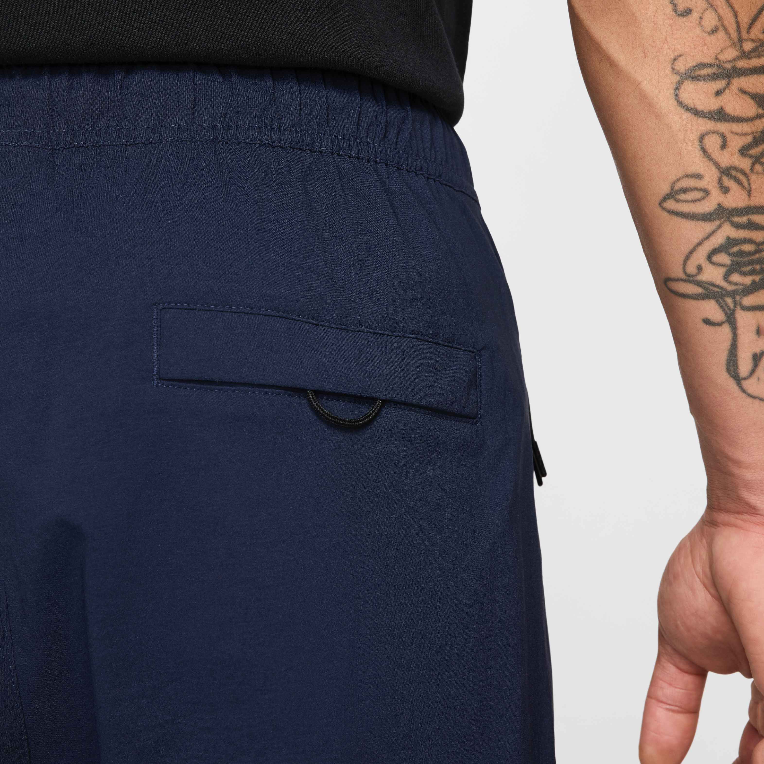 نايكي تك image number 4