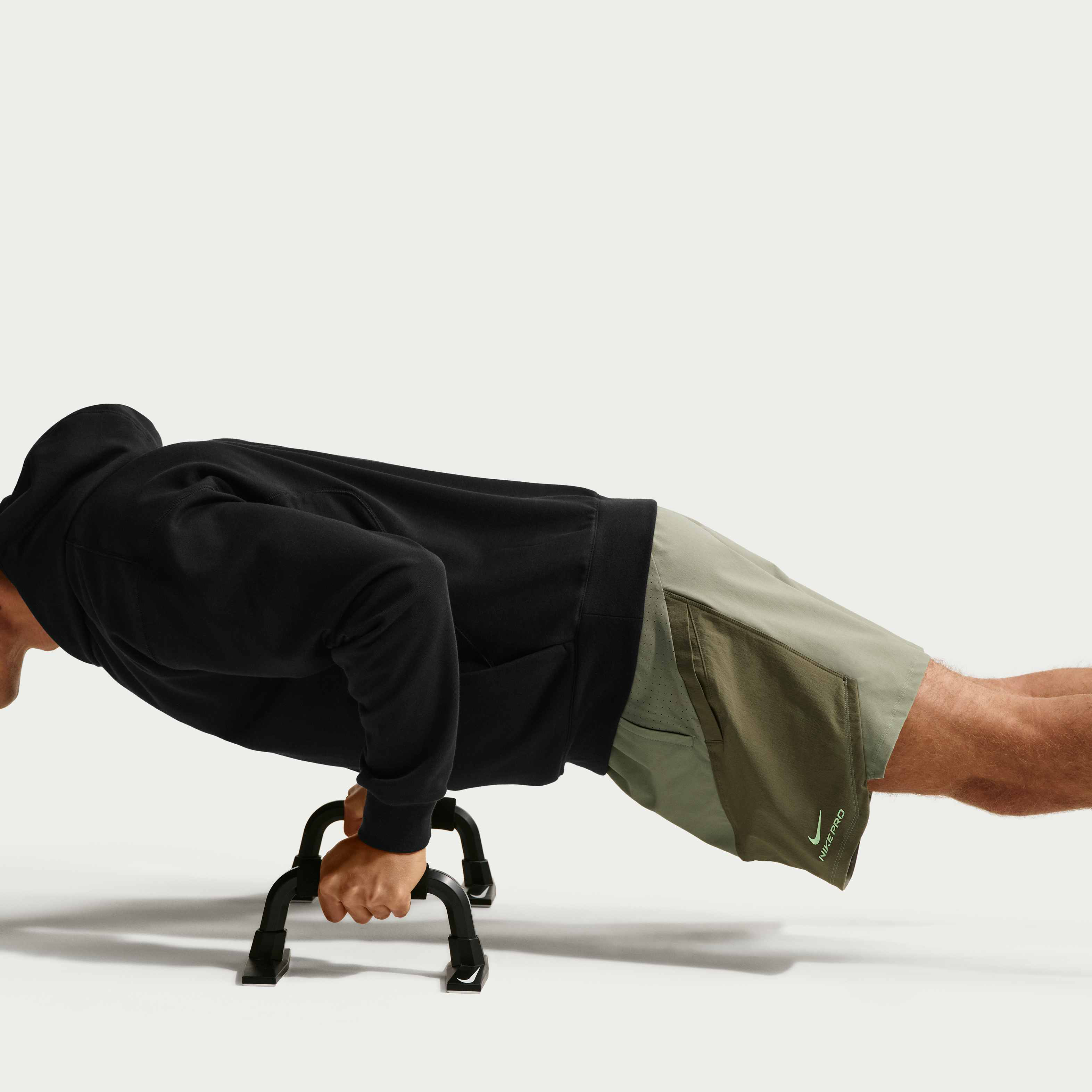 Nike Pro Training image number 3