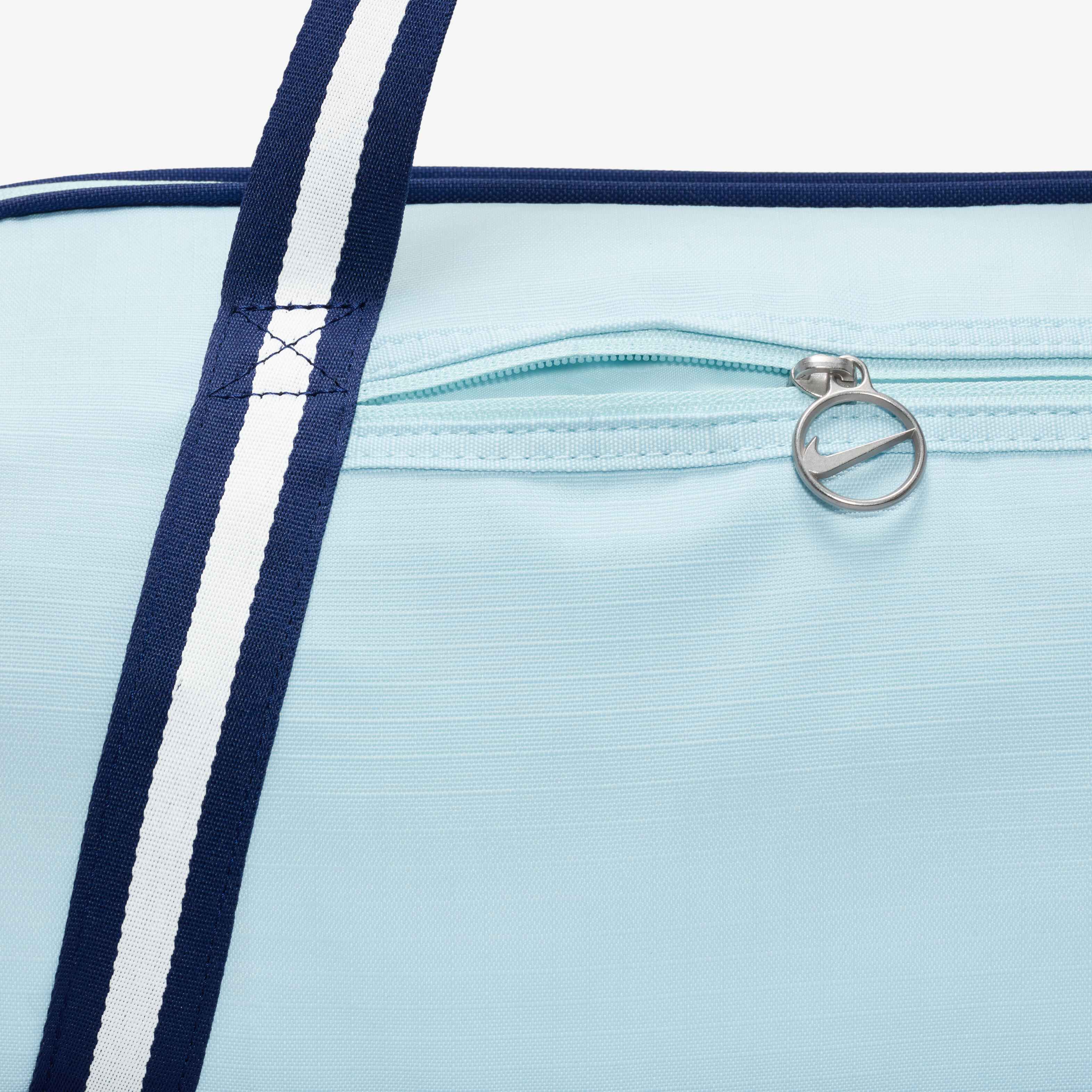 Nike Heritage image number 7