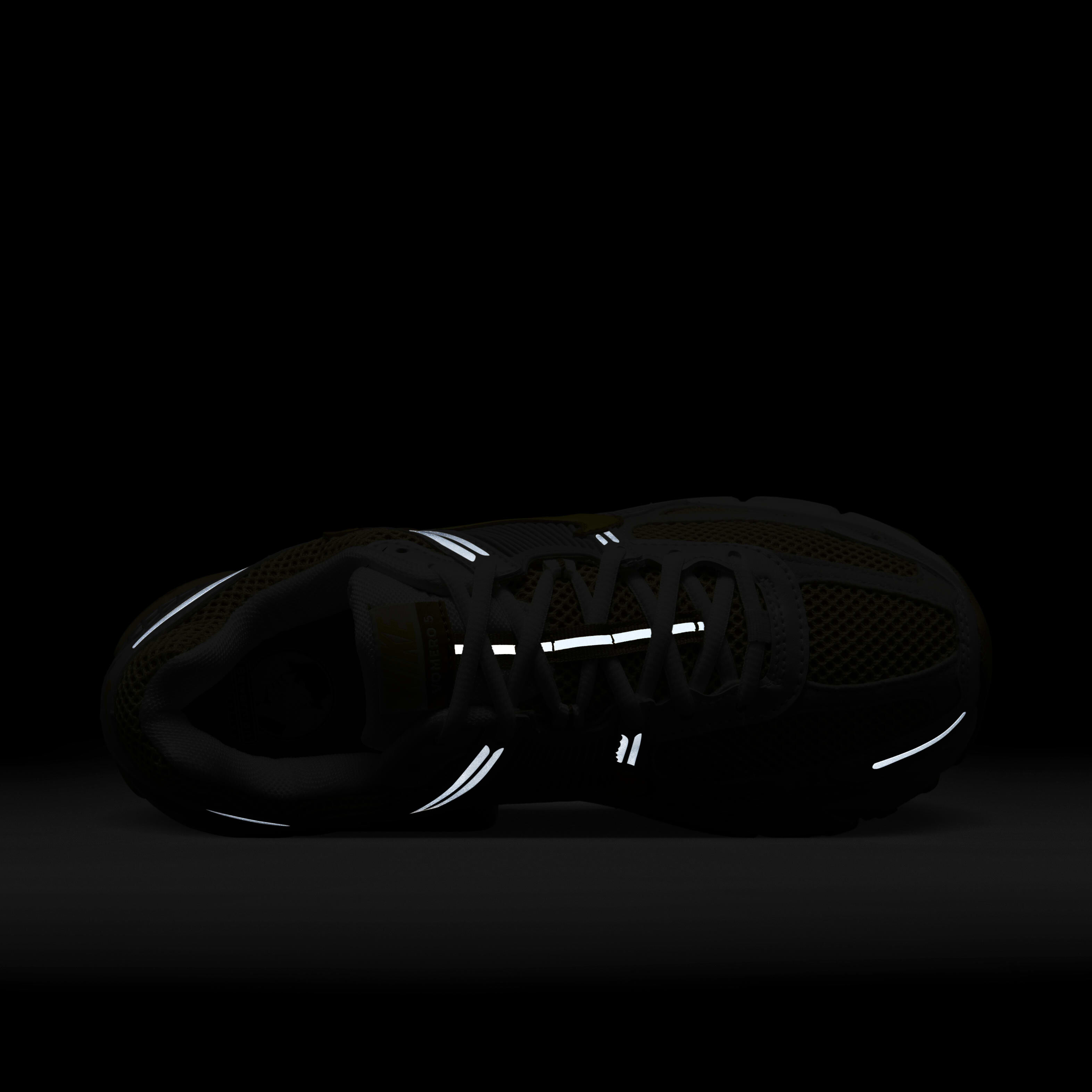 Nike Zoom Vomero 5 image number 8