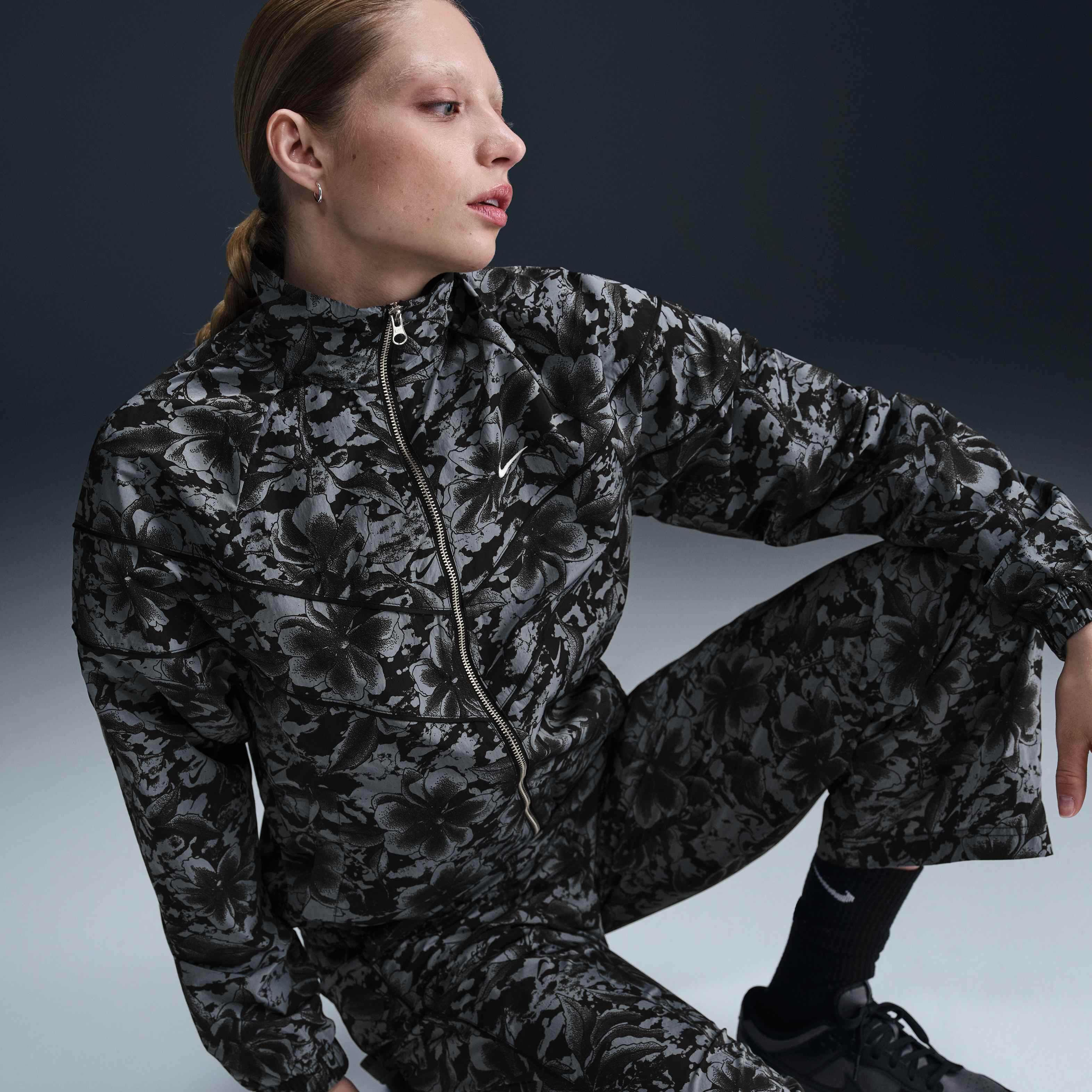 نايكي سبورتسوير ويندرانر image number 2