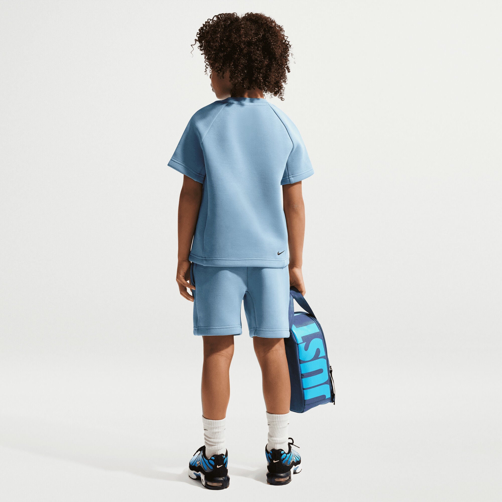 Nike image number 1