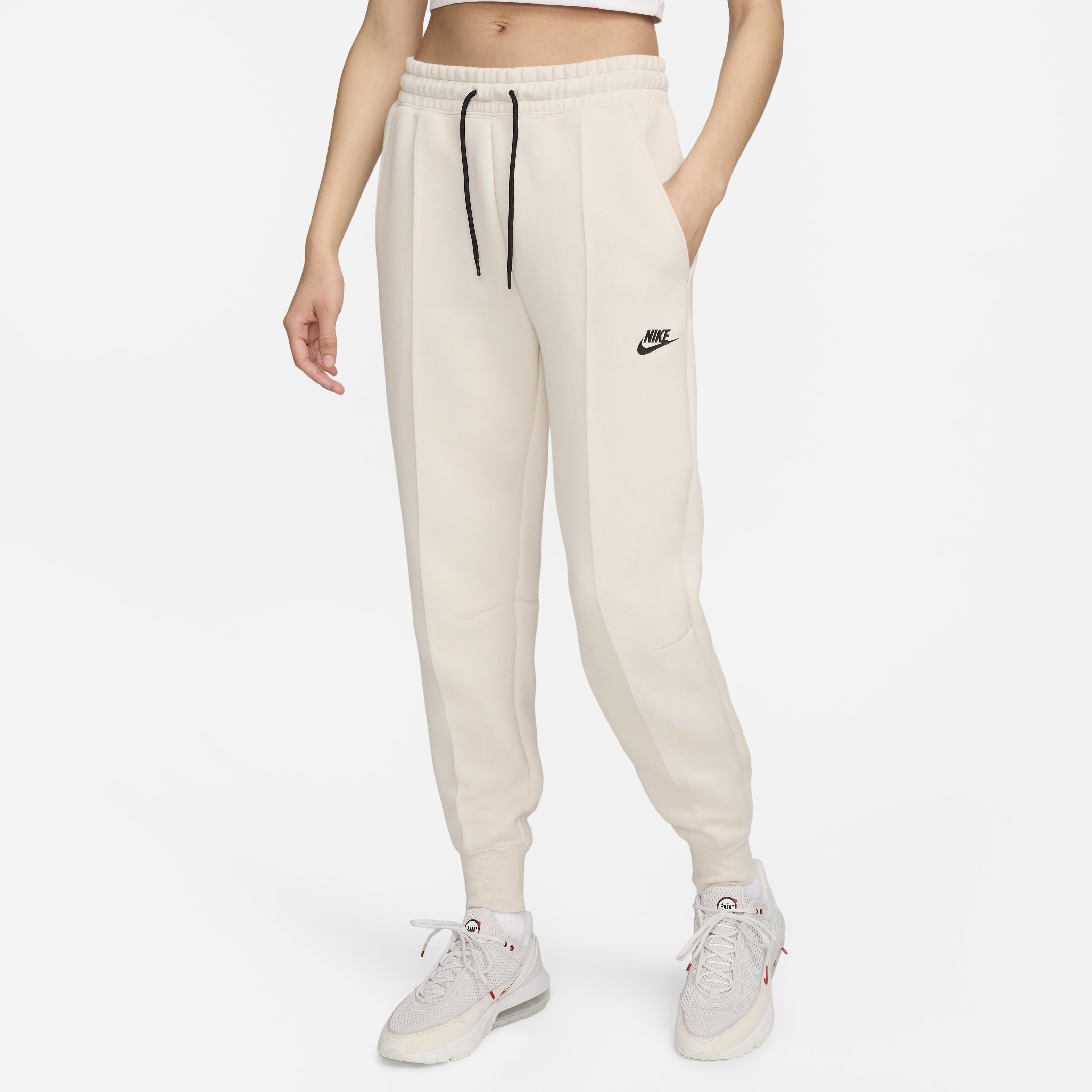 Nike icon tech jogger pants outlet
