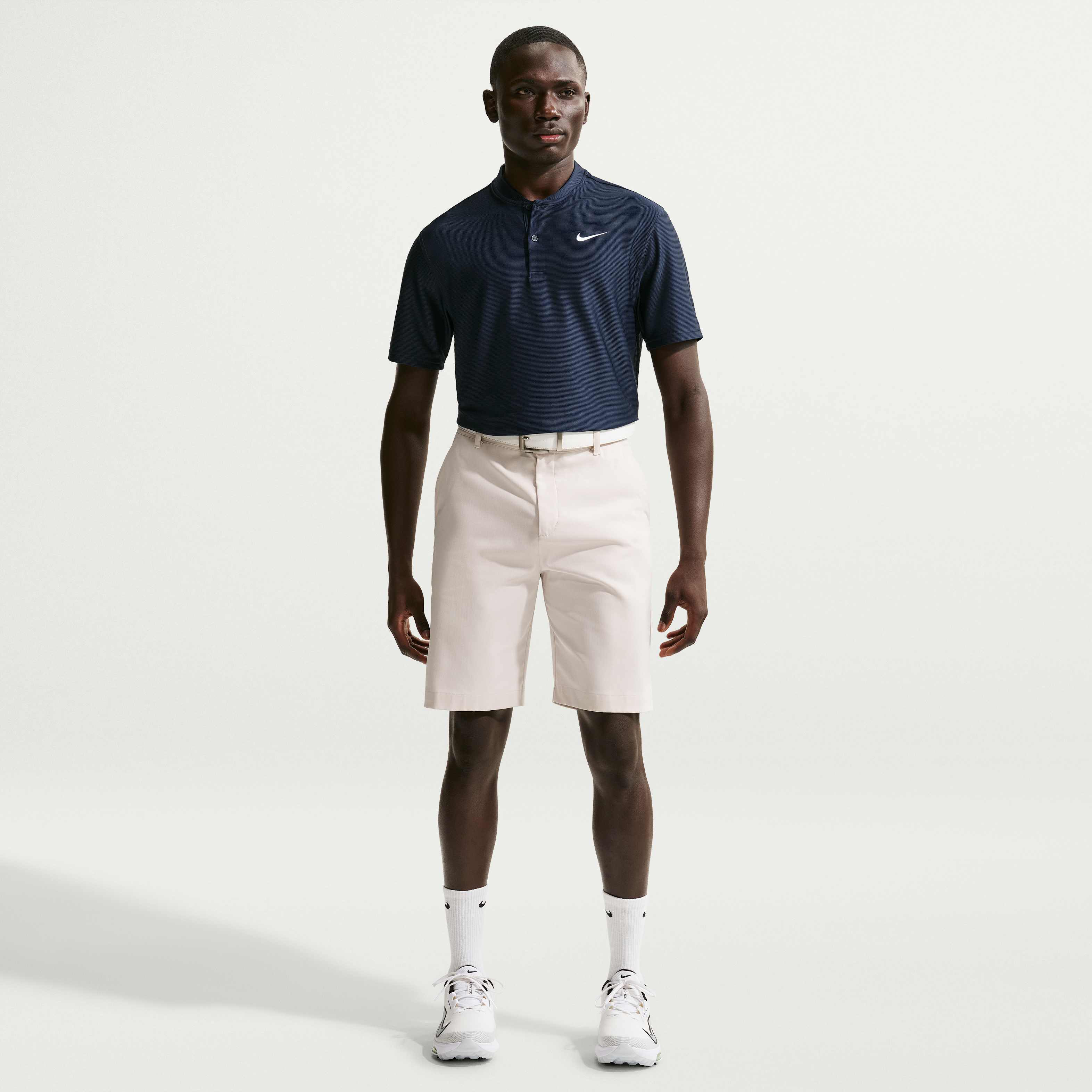 نايكي فيلوستي image number 3