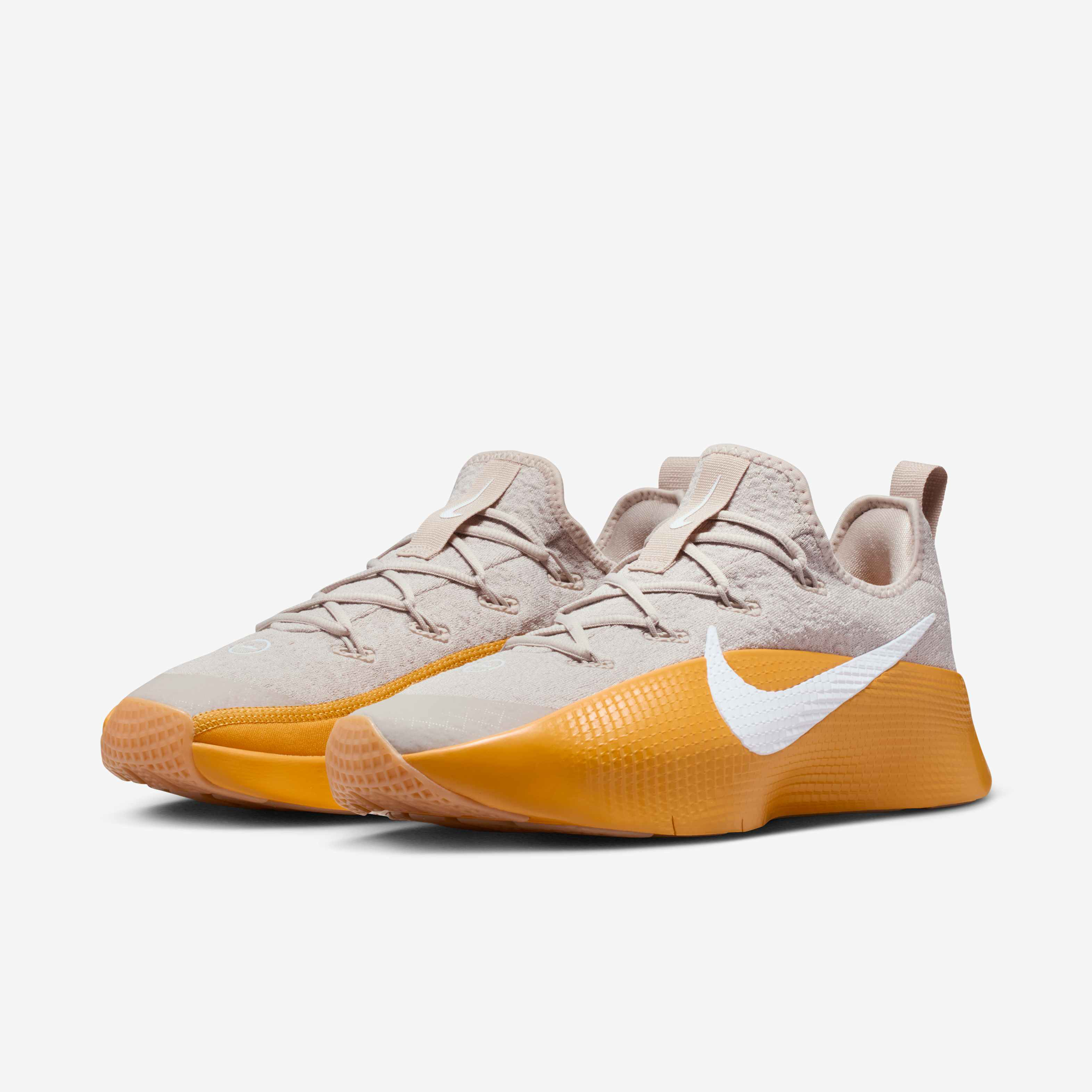LeBron TR 1 image number 4
