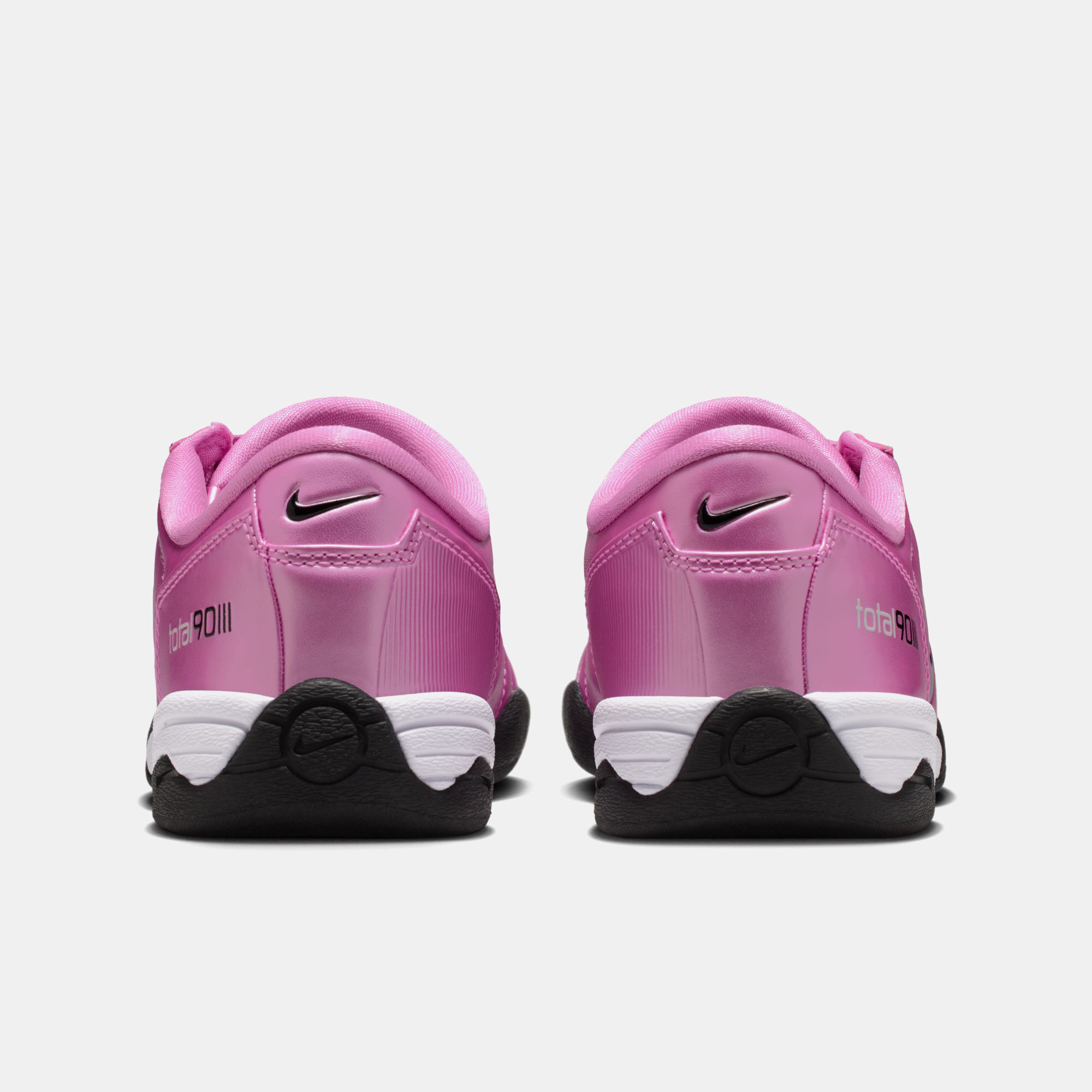 نايكي توتال 90 image number 1