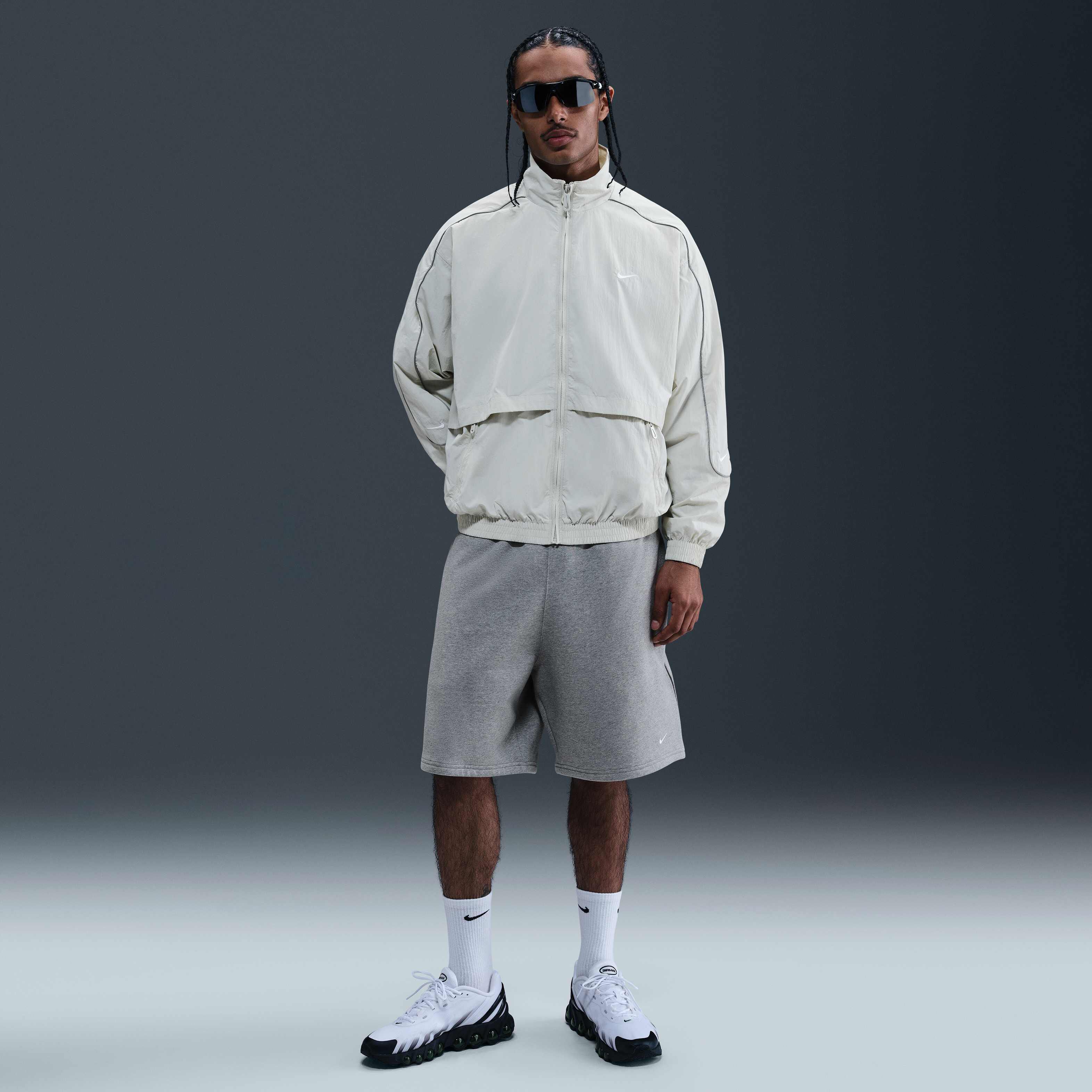 نايكي سبورتسوير سولو سووش image number 3