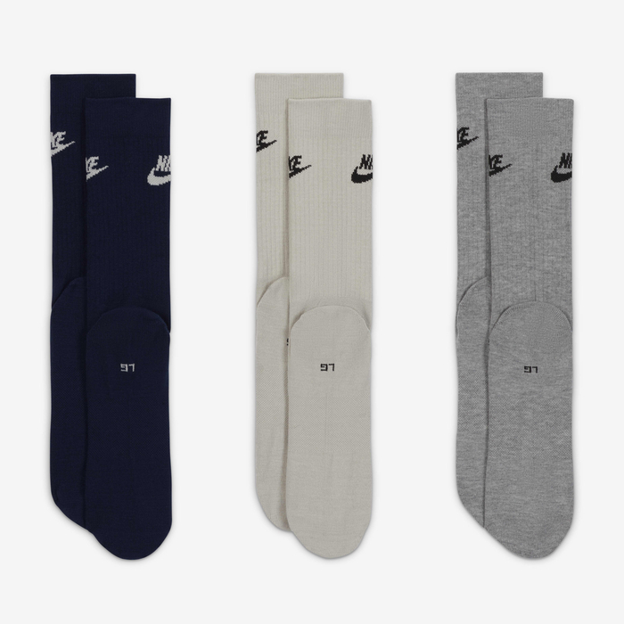 Nike Sportswear Everyday Essential image number 2 Nike Sportswear Everyday Essential image number 2