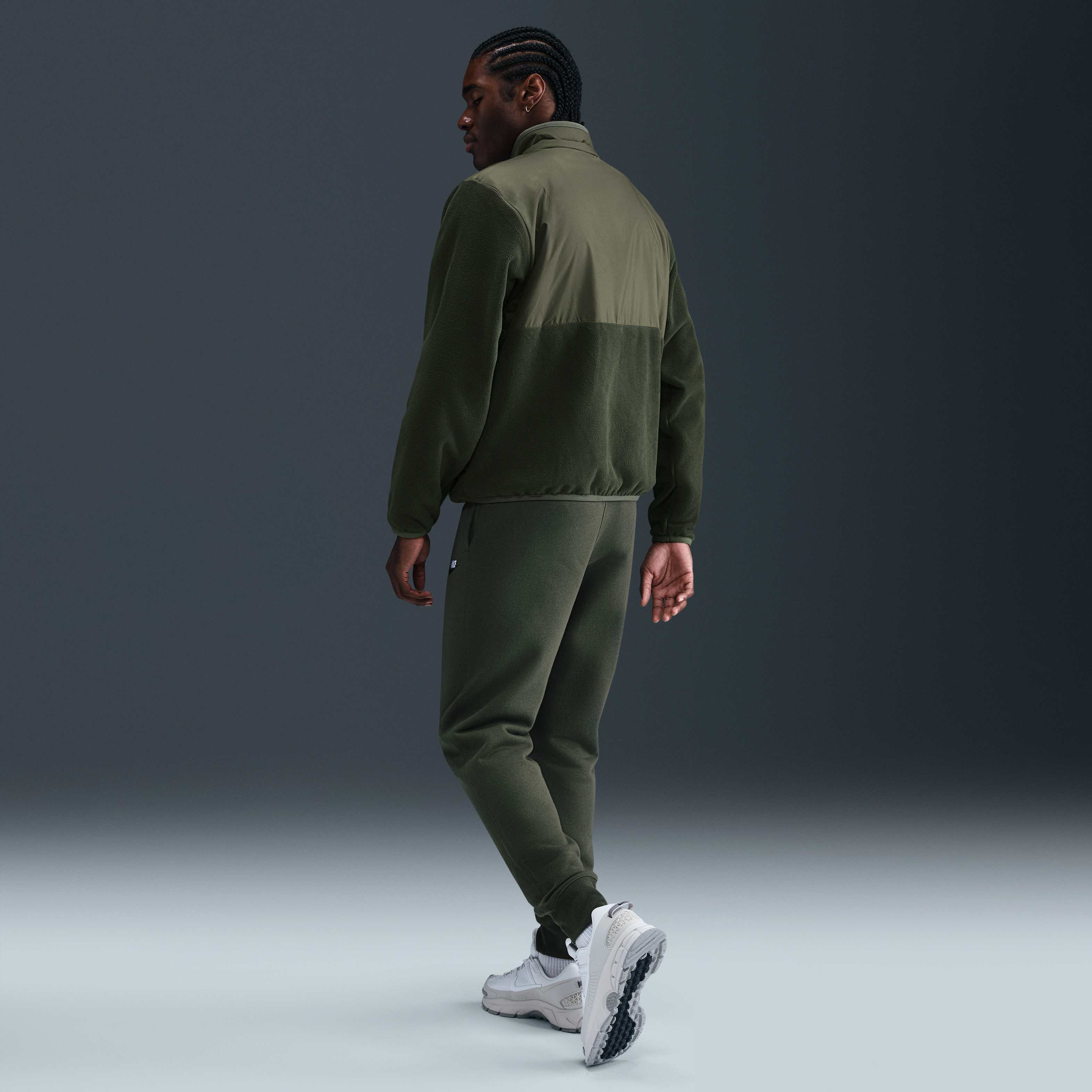 نايكي سبورتسوير كلوب image number 3