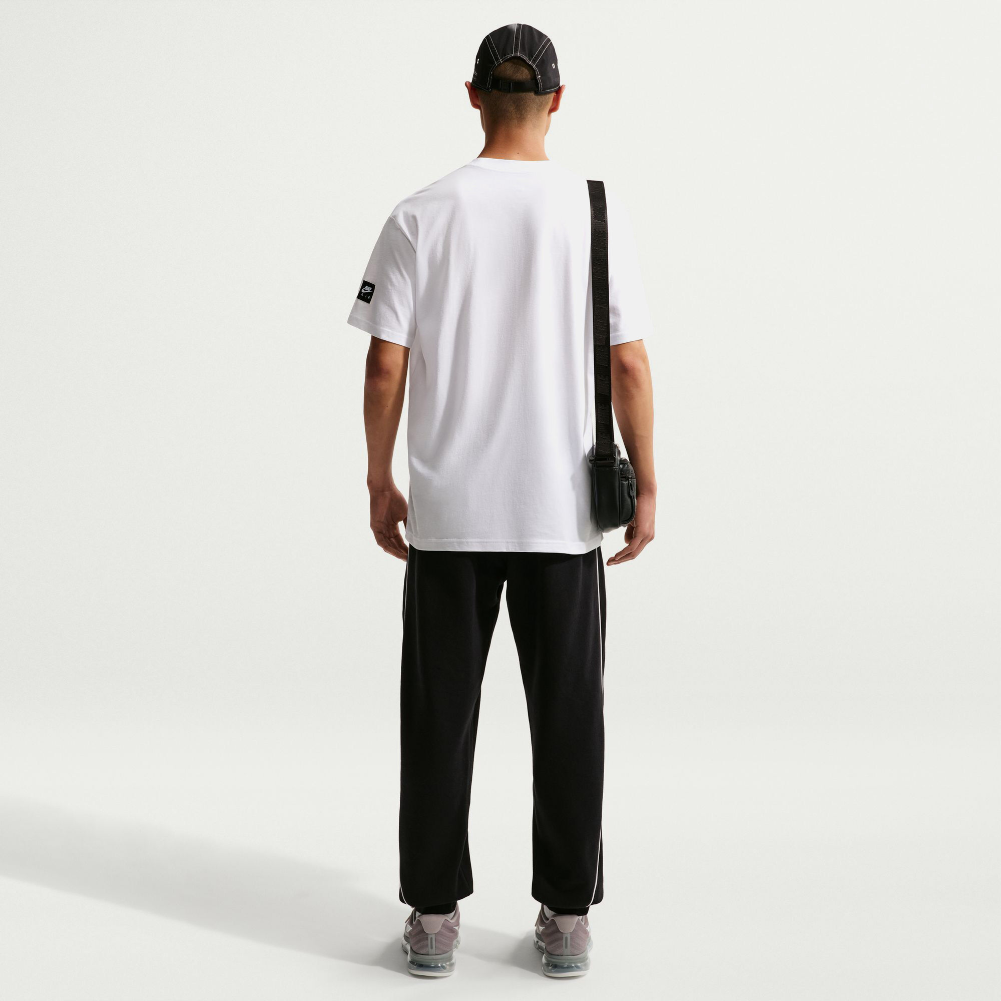 Nike Sportswear image number 1