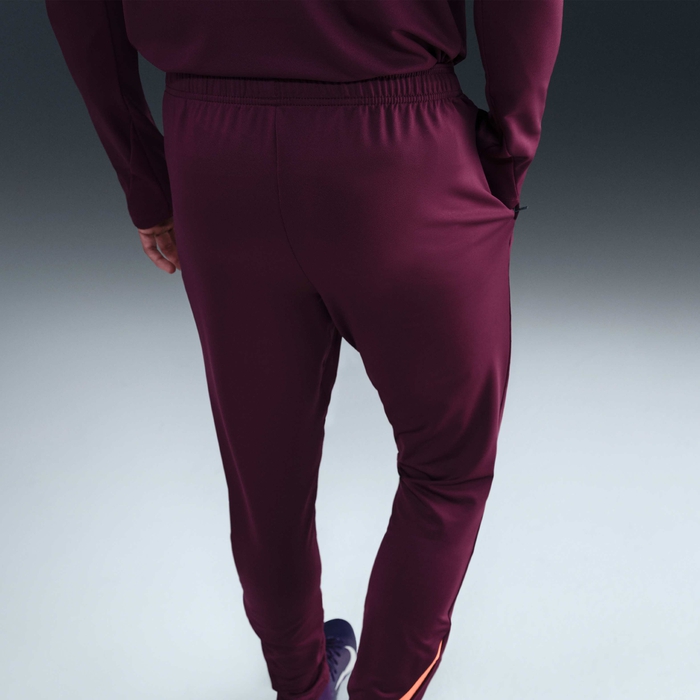 نايكي سترايك image number 2 نايكي سترايك image number 2