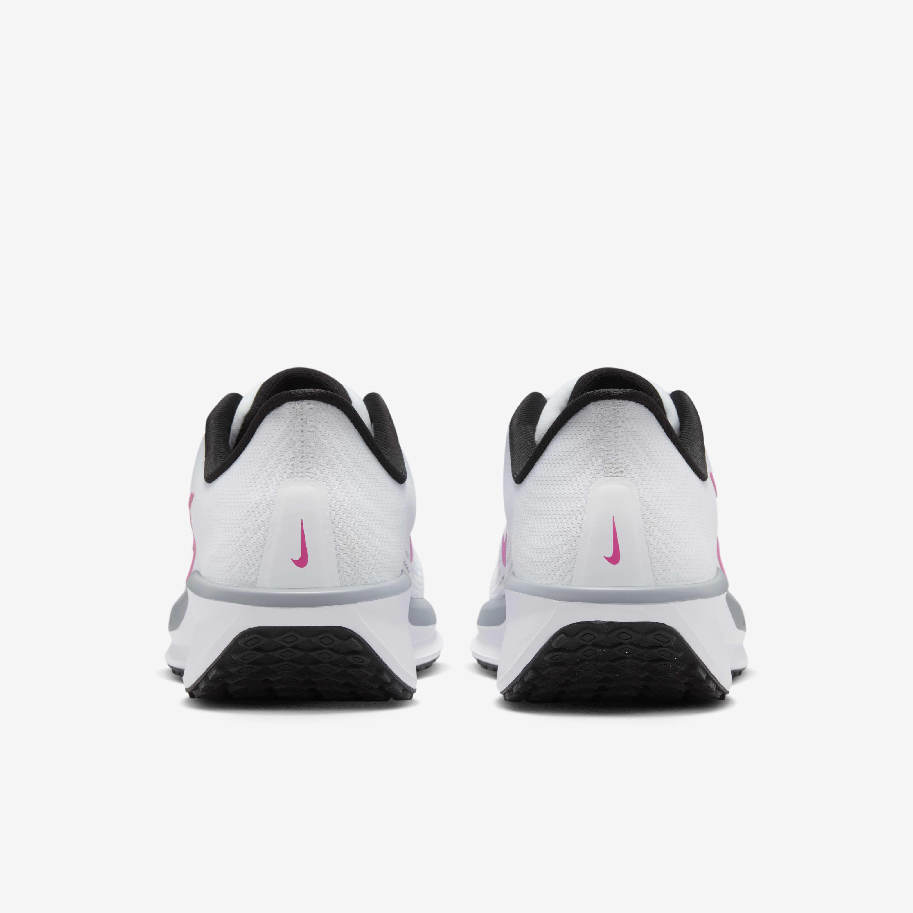 Nike quest wolf grey top