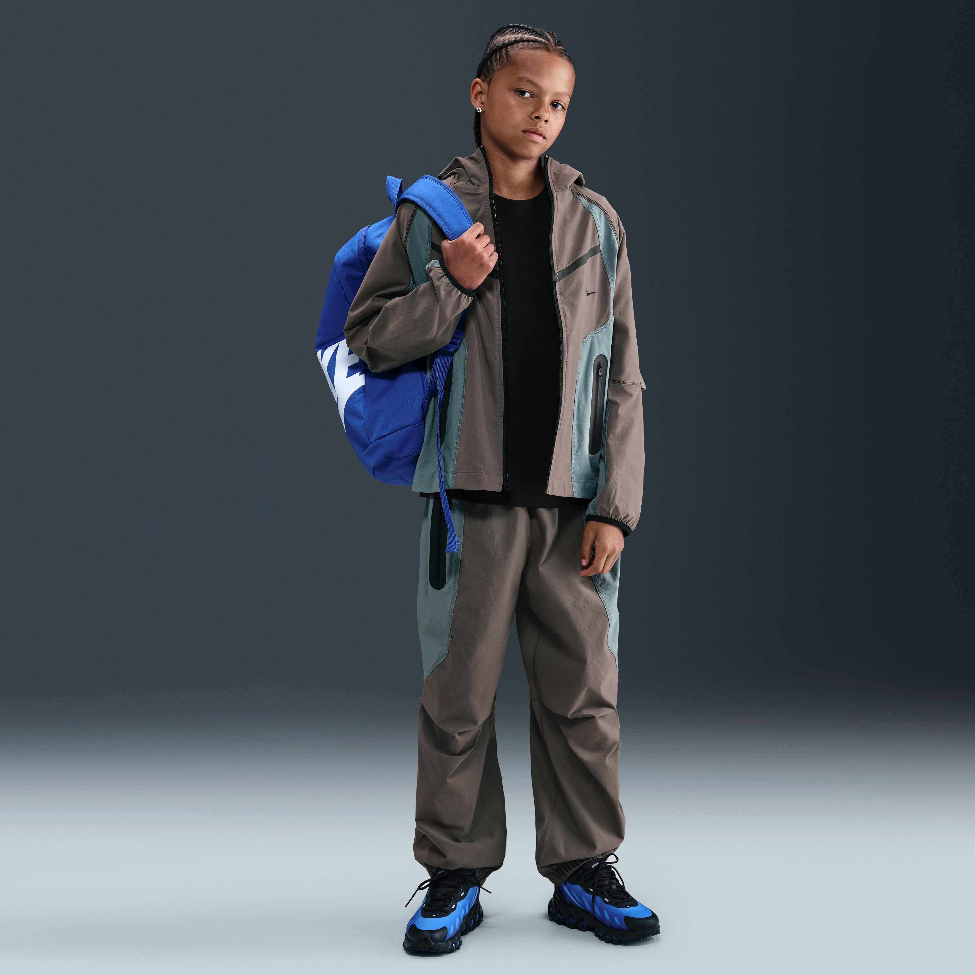 Nike Tech image number 3