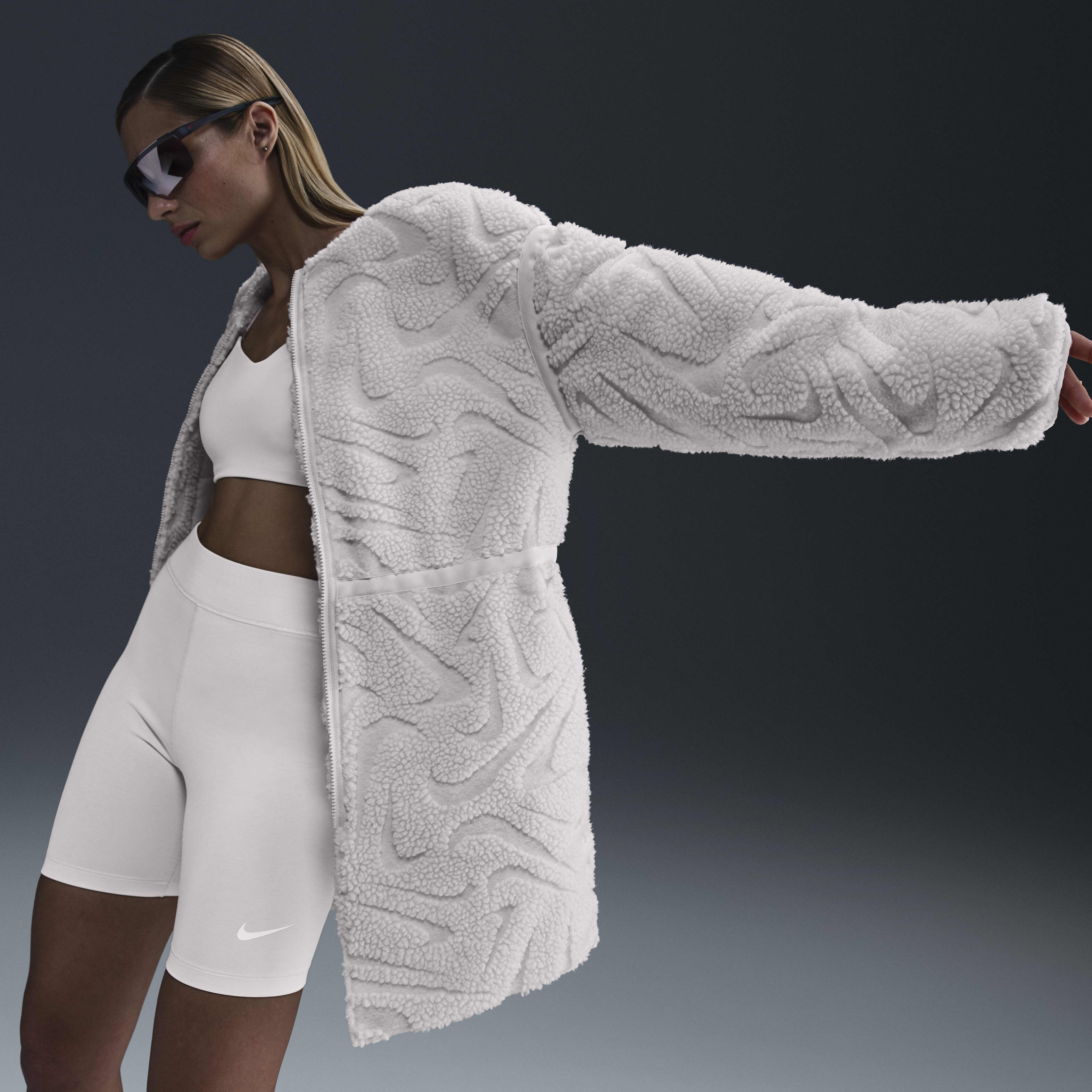 Nike Sportswear image number 2