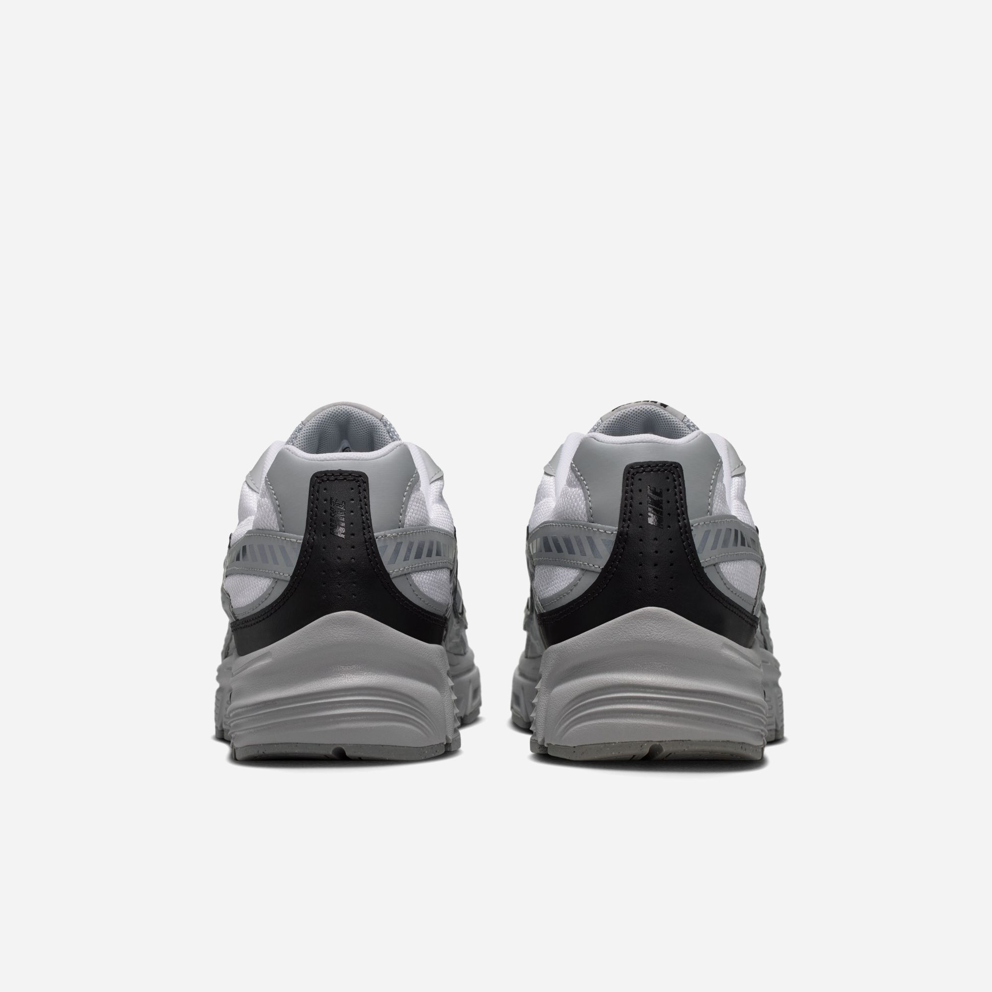 Nike Initiator image number 1