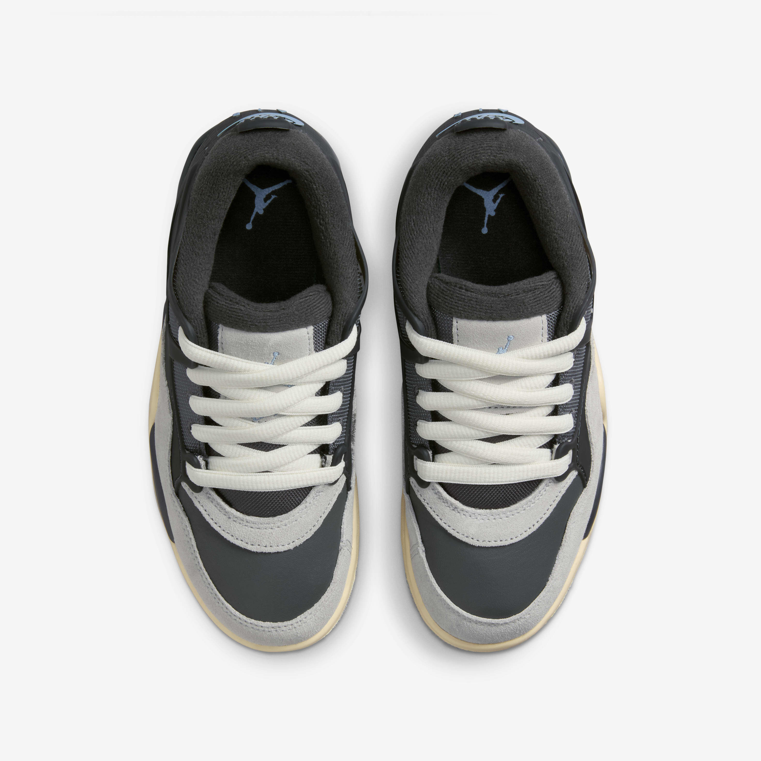 Air Jordan 4 RM image number 3