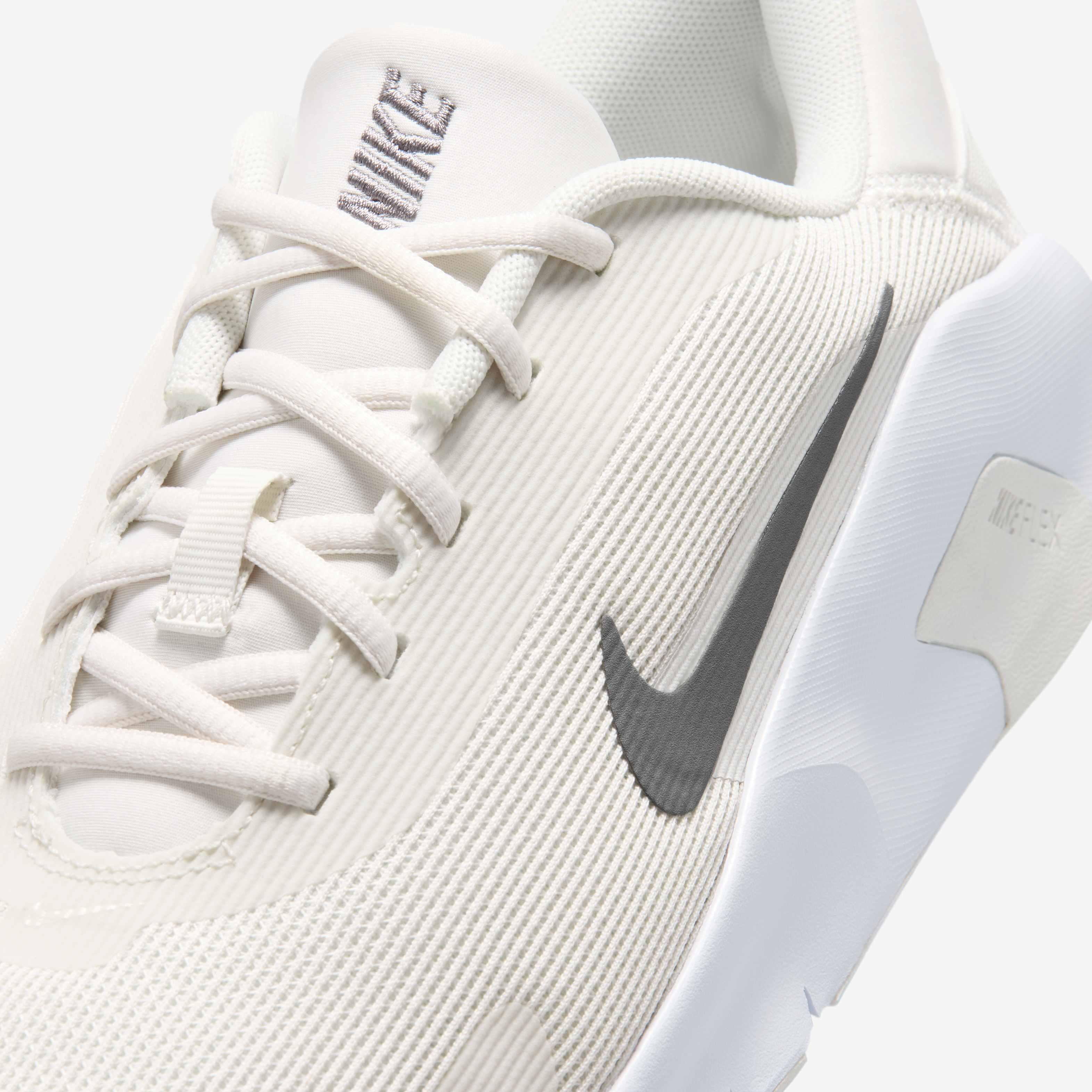 Nike Flex Train image number 6