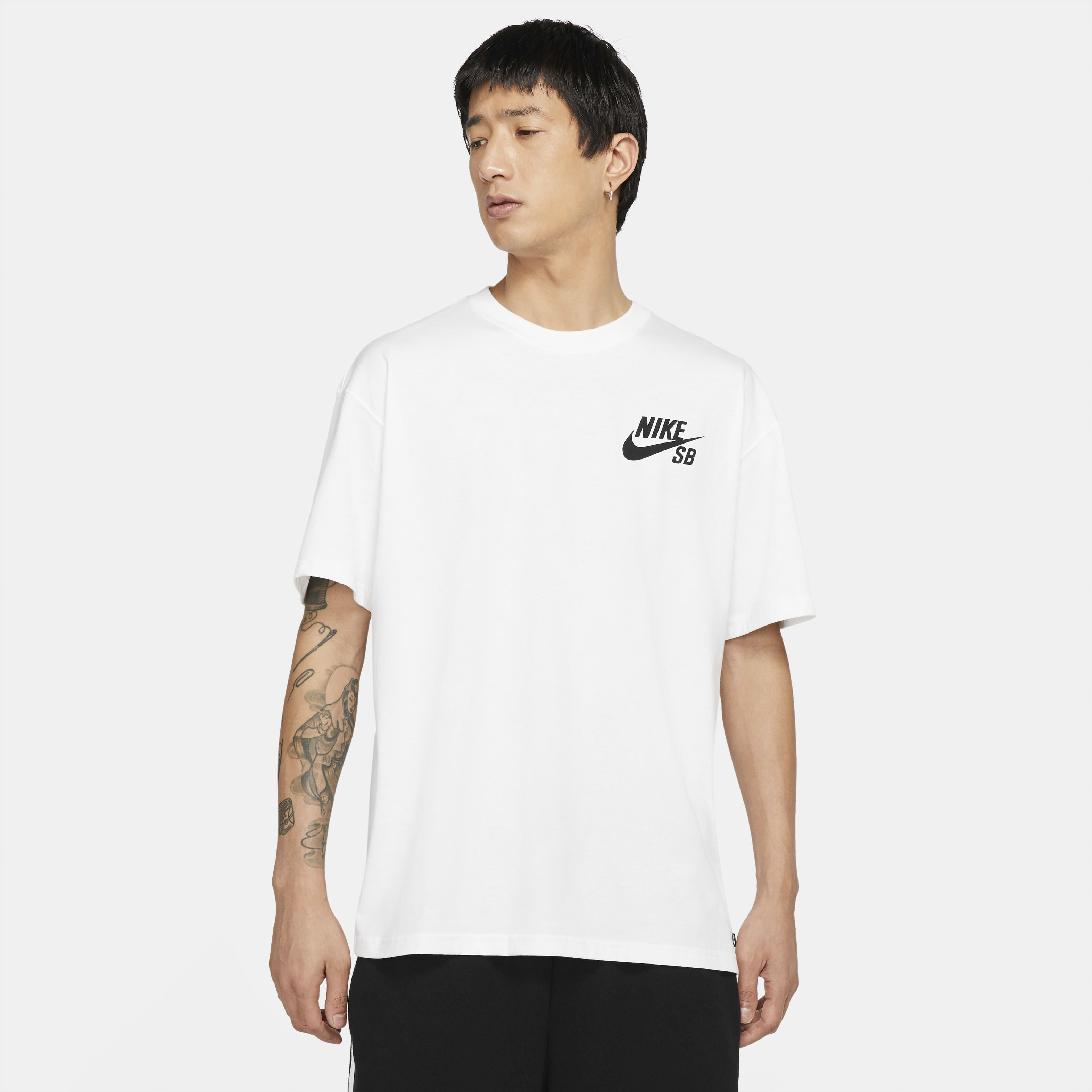 Nike box logo t shirt deals