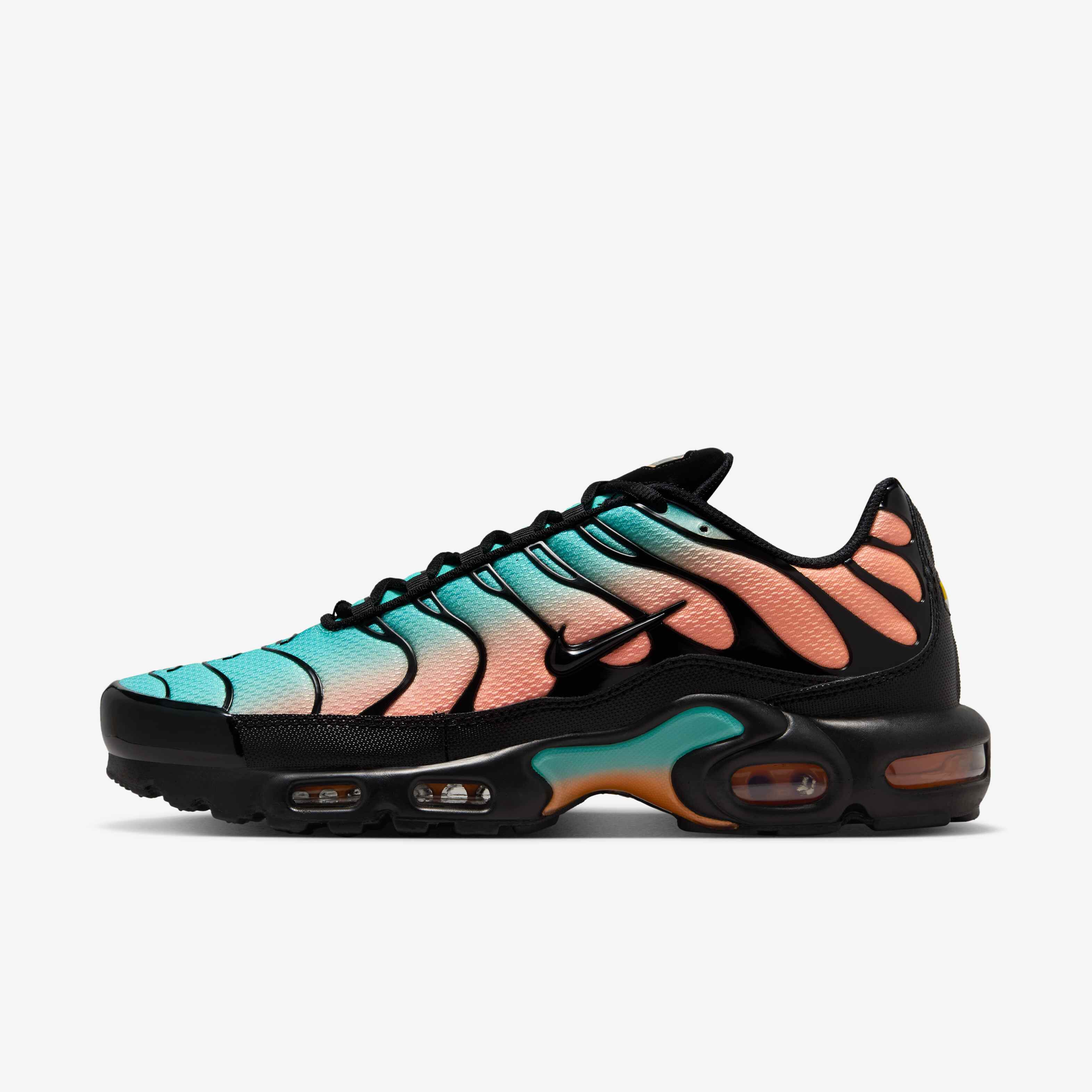 Nike Air Max Plus image number 0