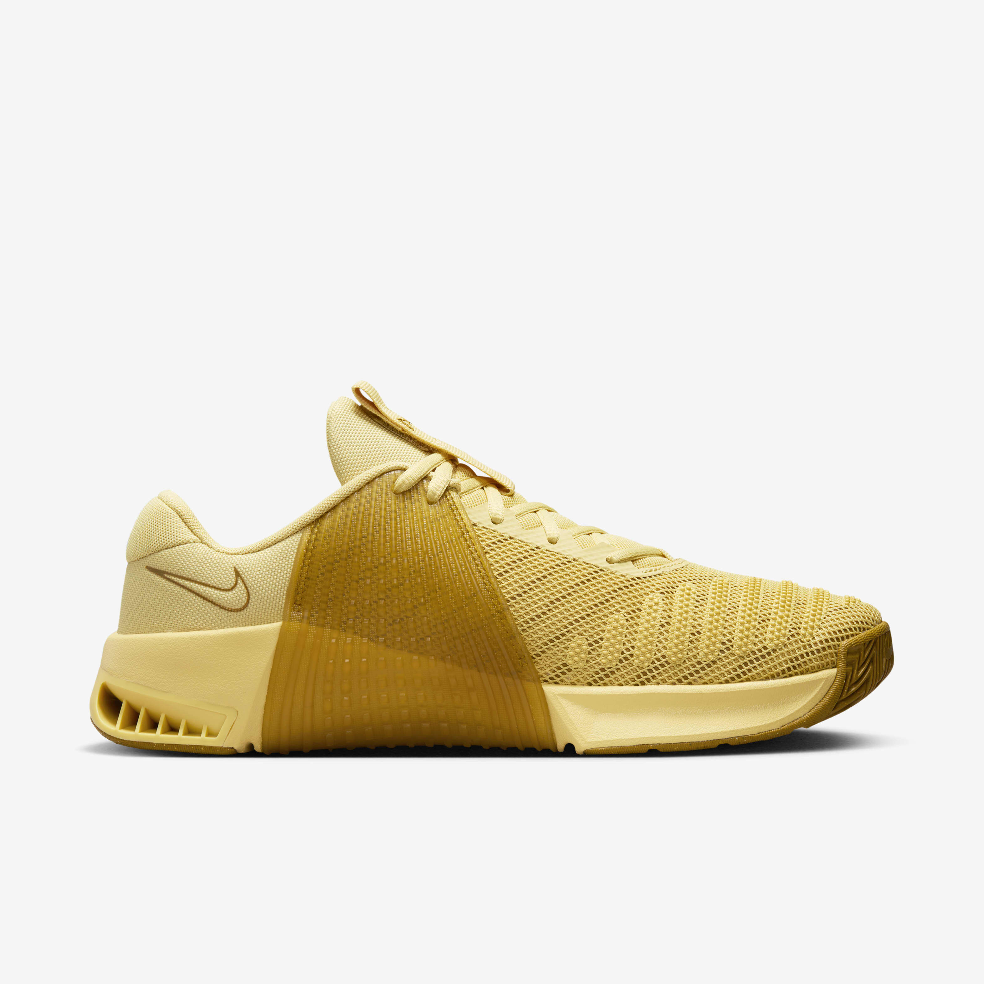 Nike metcon 5 gold cheap
