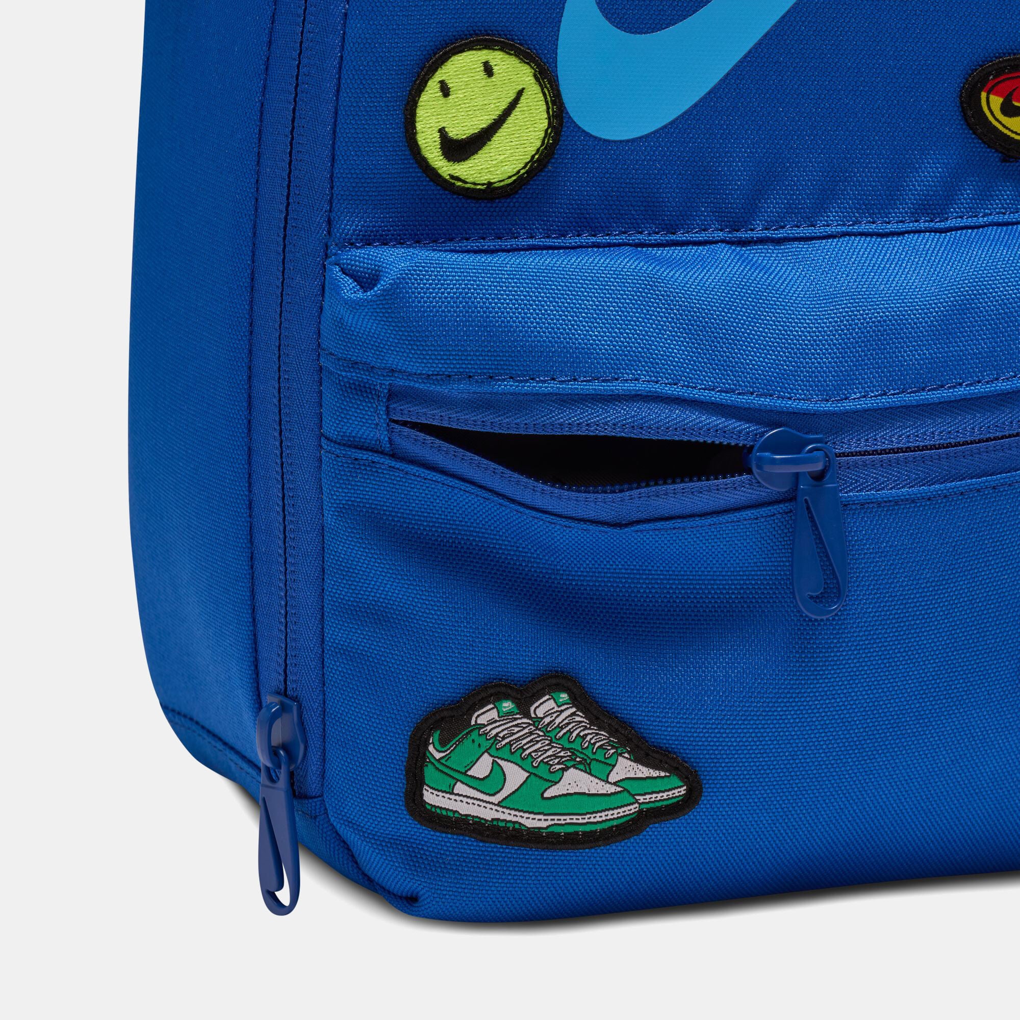Nike image number 4