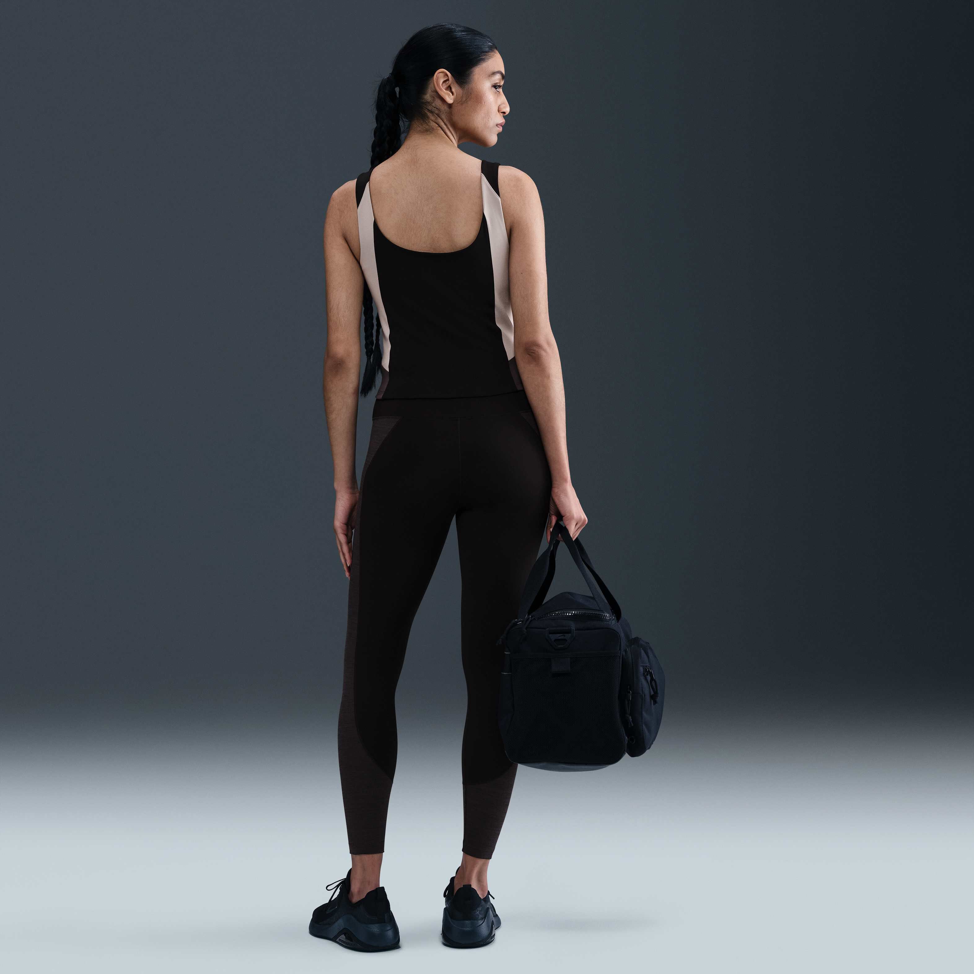 Nike One image number 4