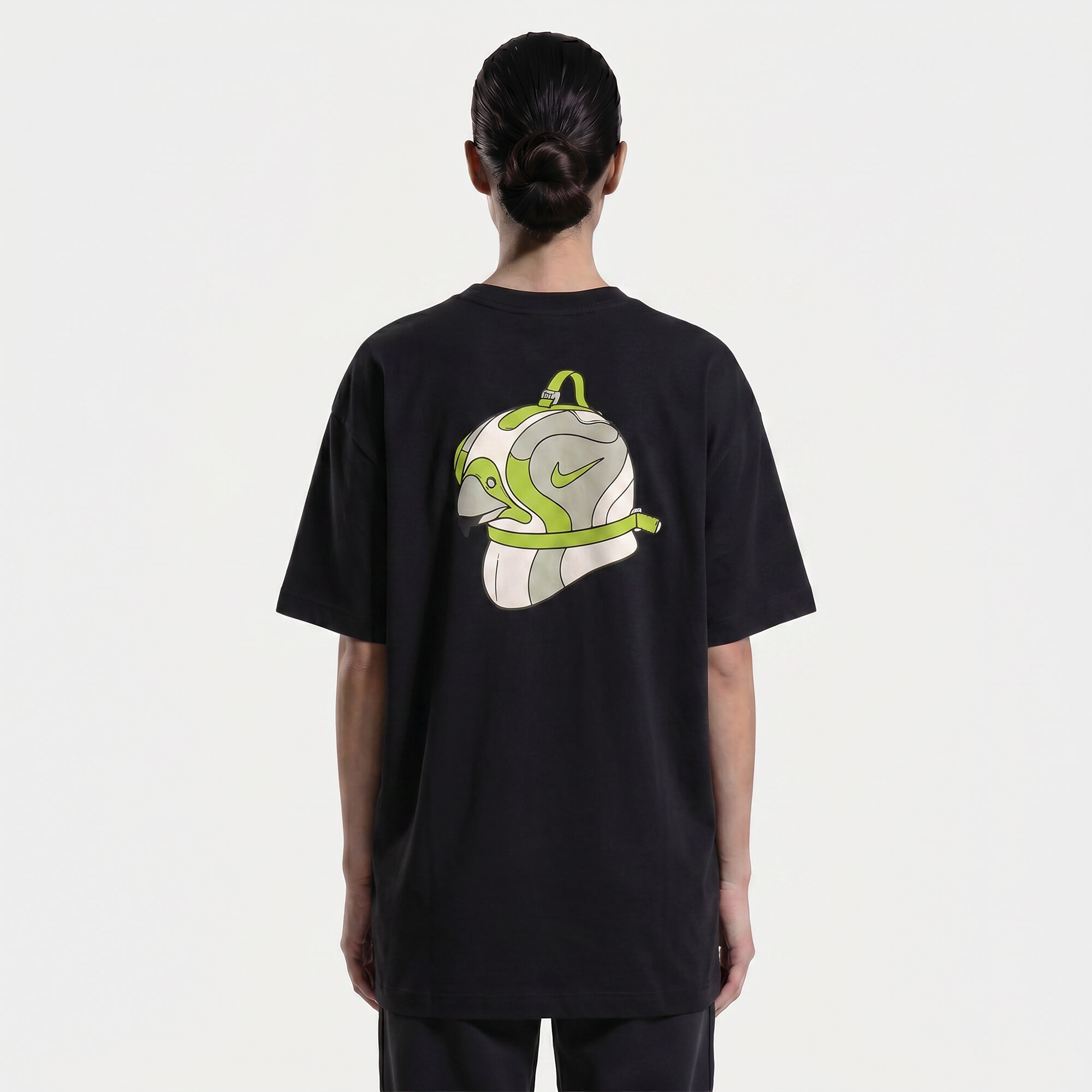 Nike Sportswear Premium Essentials - Eagle image number 2