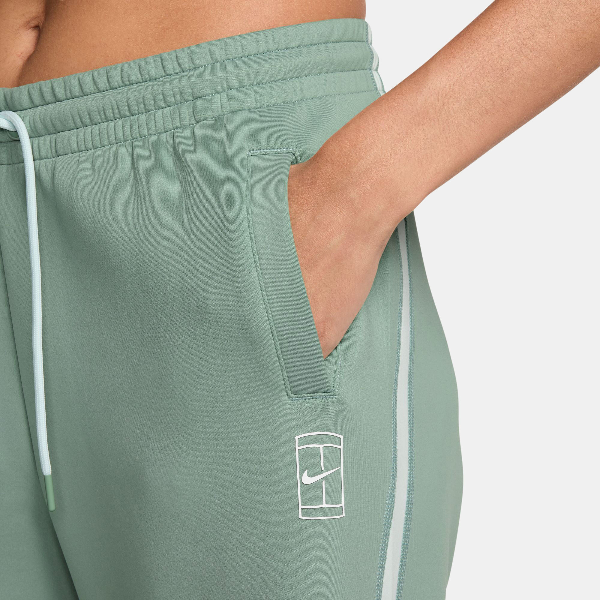 Nike Advantage image number 3