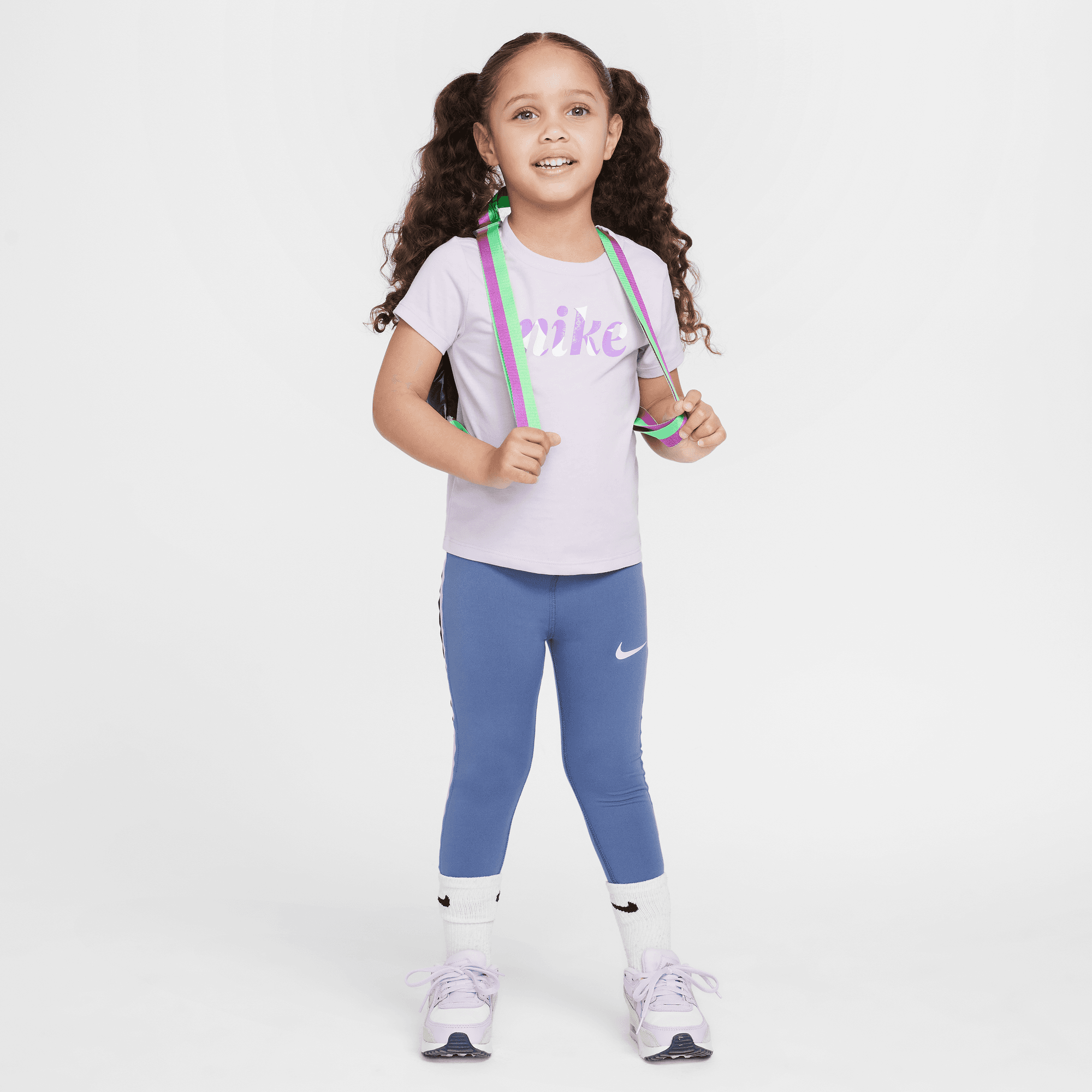 نايكي ايسنشالز image number 5