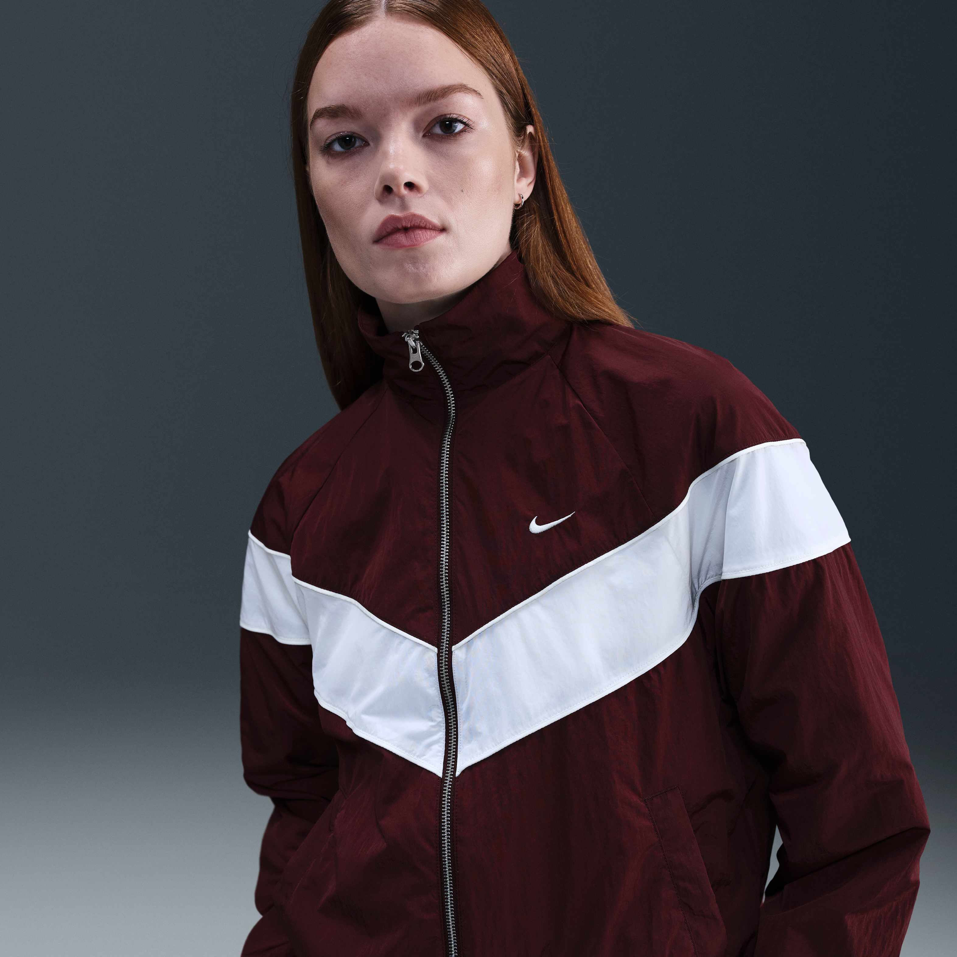 Nike Windrunner image number 0
