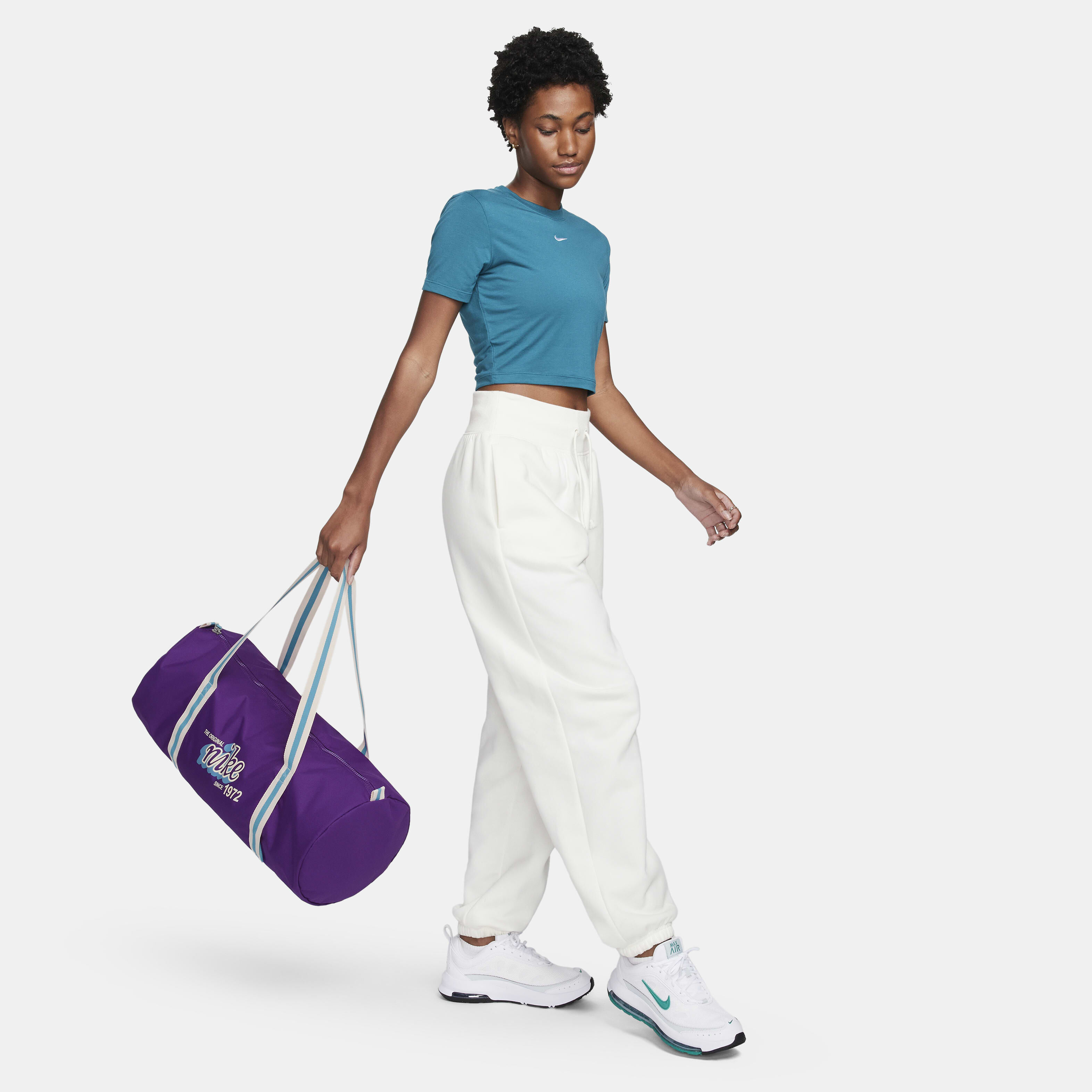 ★関税込★Nike★NIKE HERITAGE RETRO DUFF BAG★OXYGEN PURPLE Nike Heritage Retro Duffel Bag 'Purple' DR6261-536