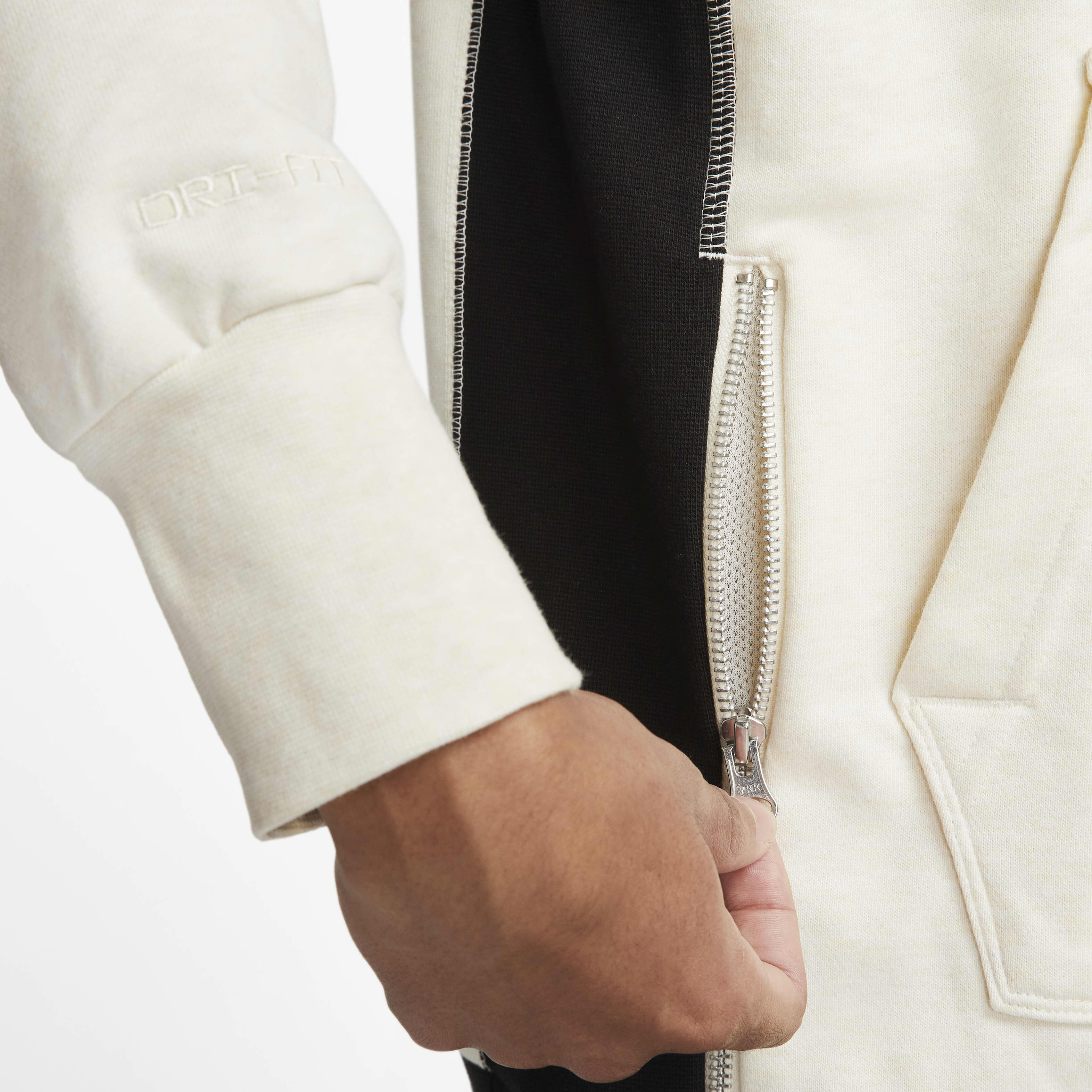 نايكي دراي-فِت ستاندرد ايشيو image number 5