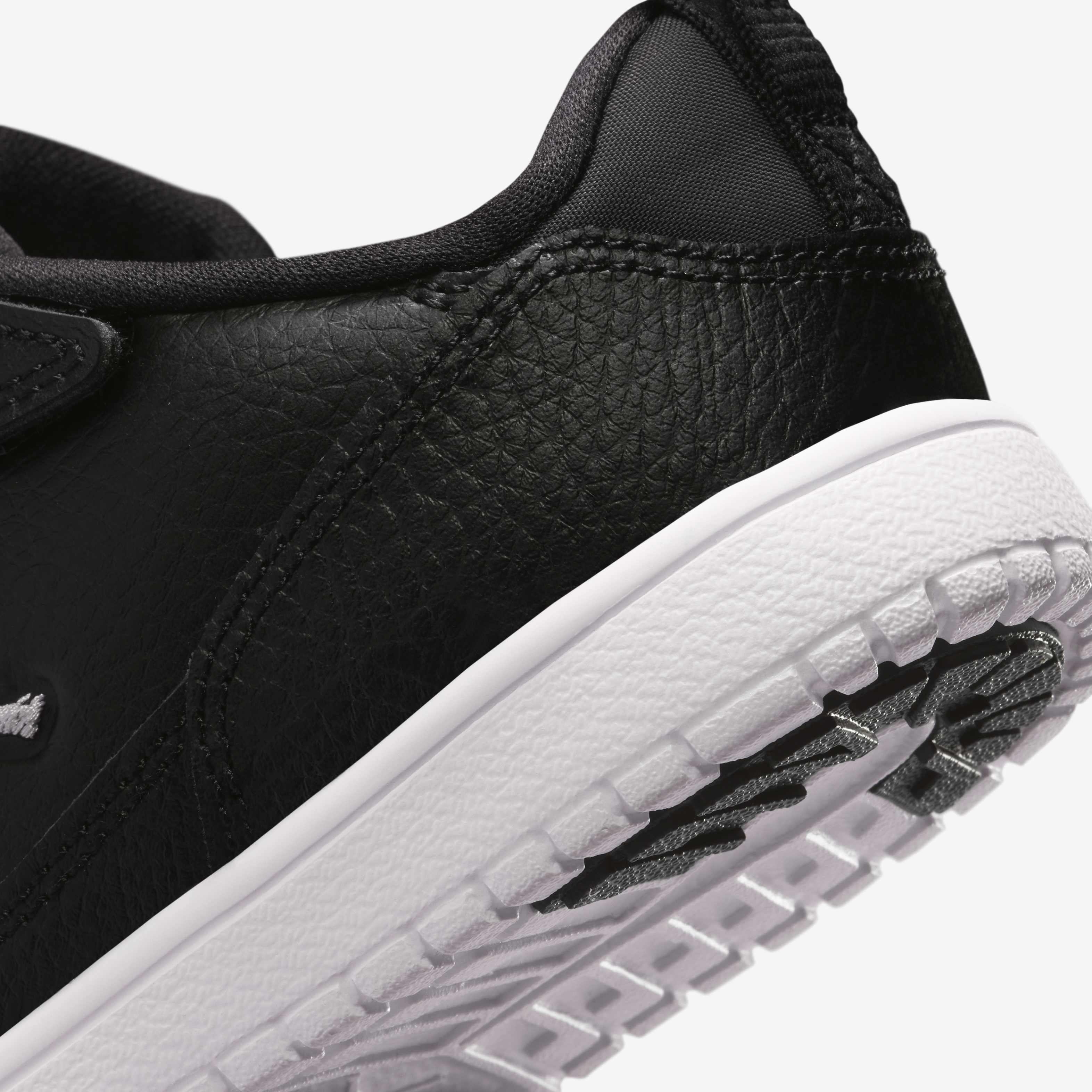 Jordan Court Connect Low image number 7