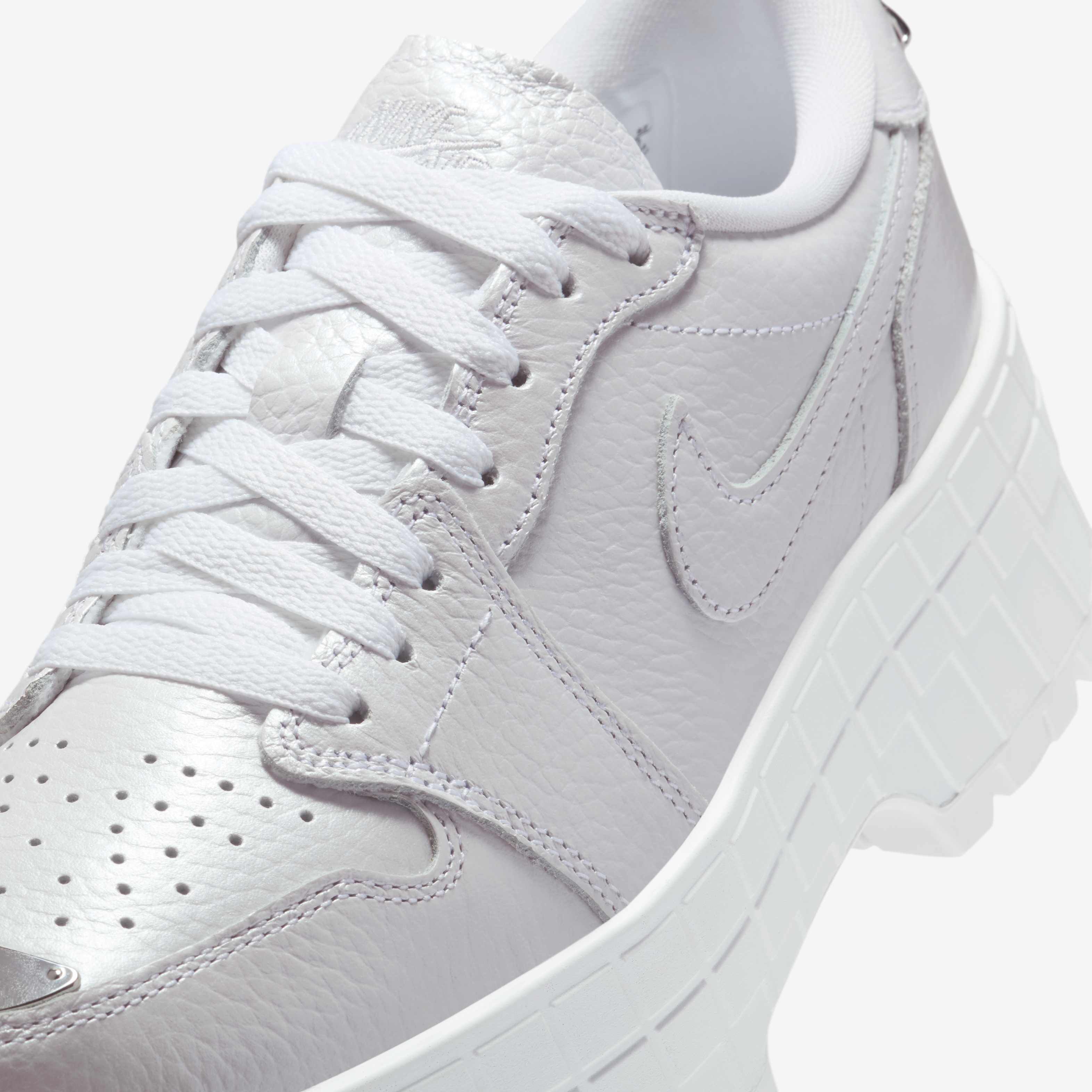 اير جوردن 1 بروكلين لو image number 6