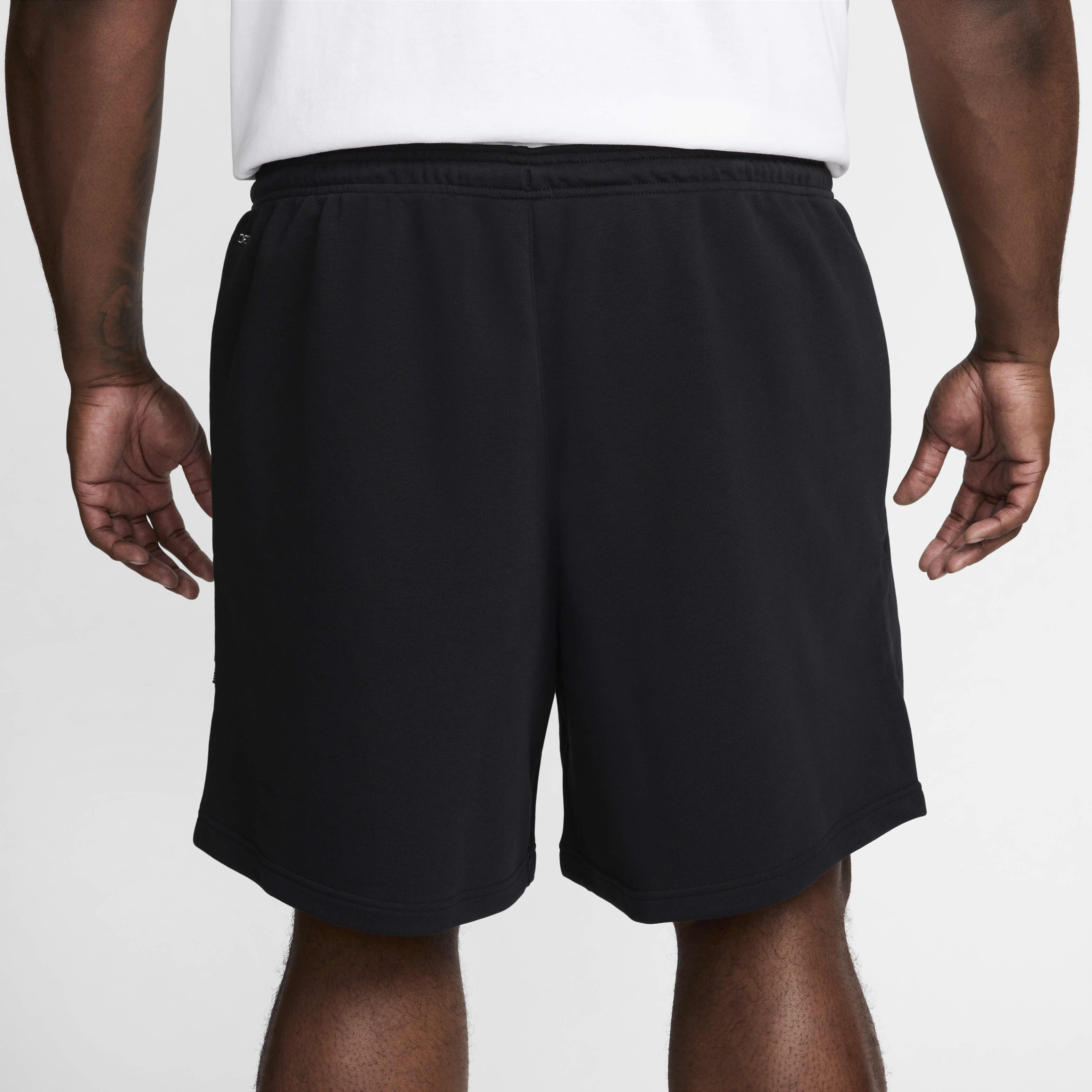 Nike Standard Issue image number 10