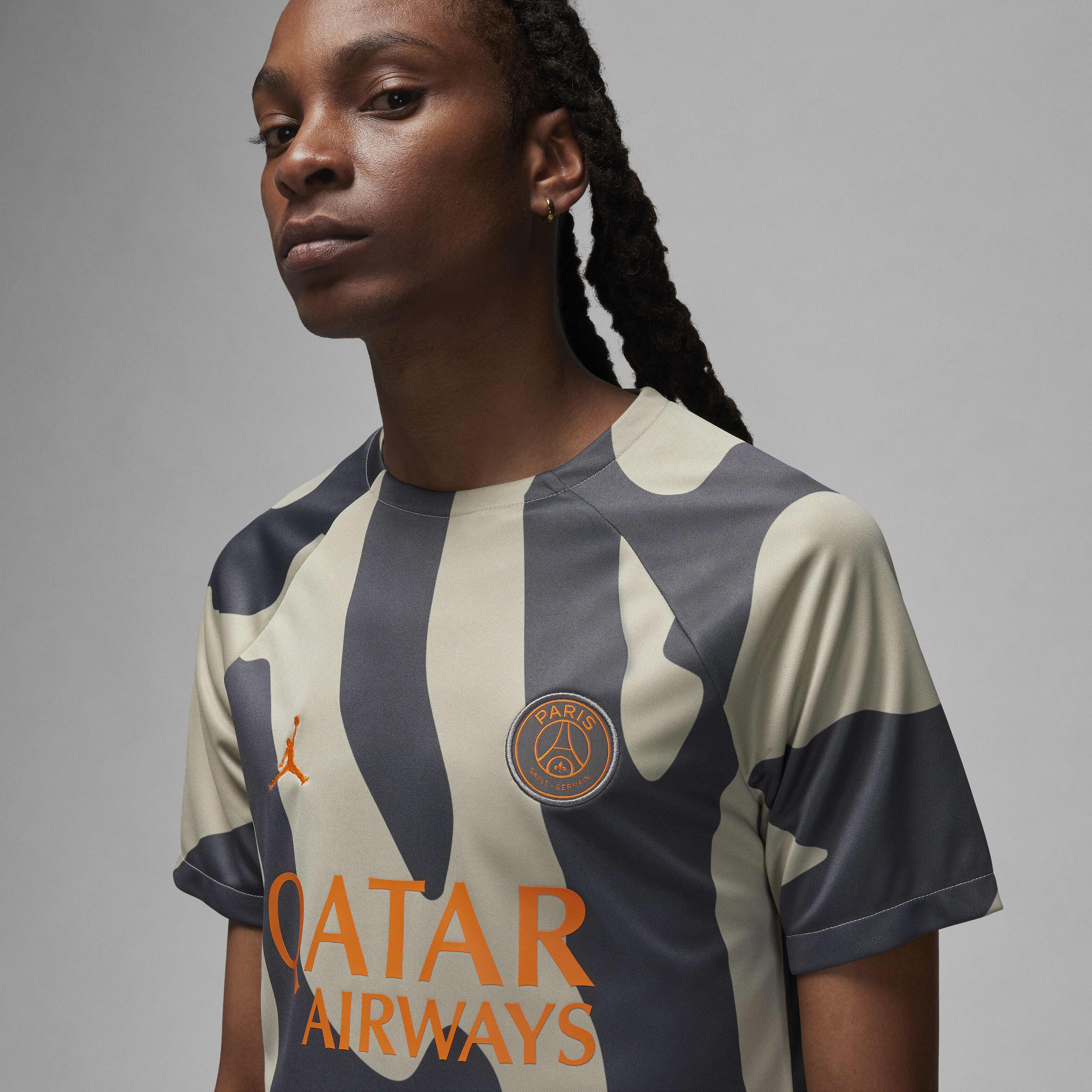 Paris Saint-Germain Academy Pro Third image number 2