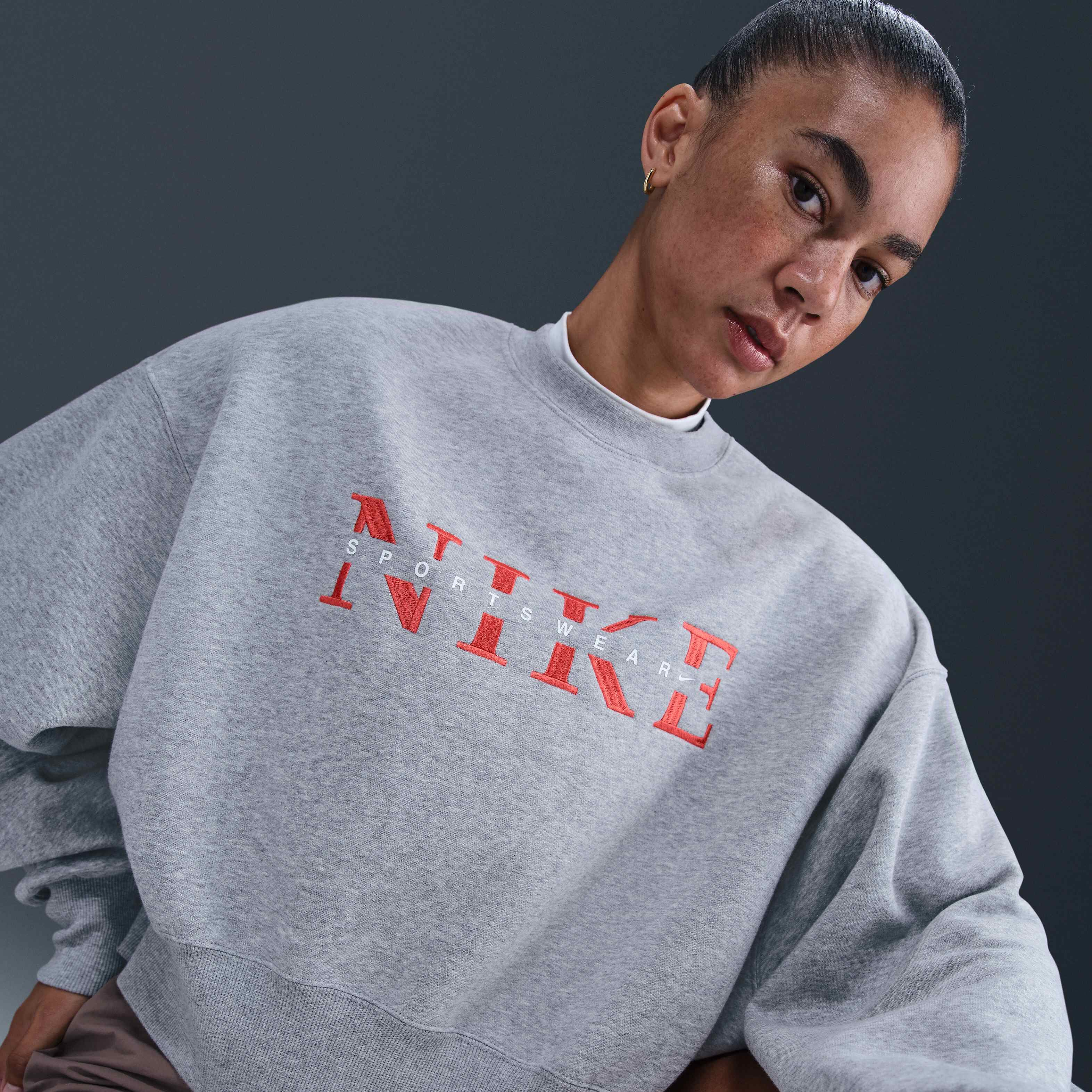 Nike Sportswear Phoenix Fleece image number 2