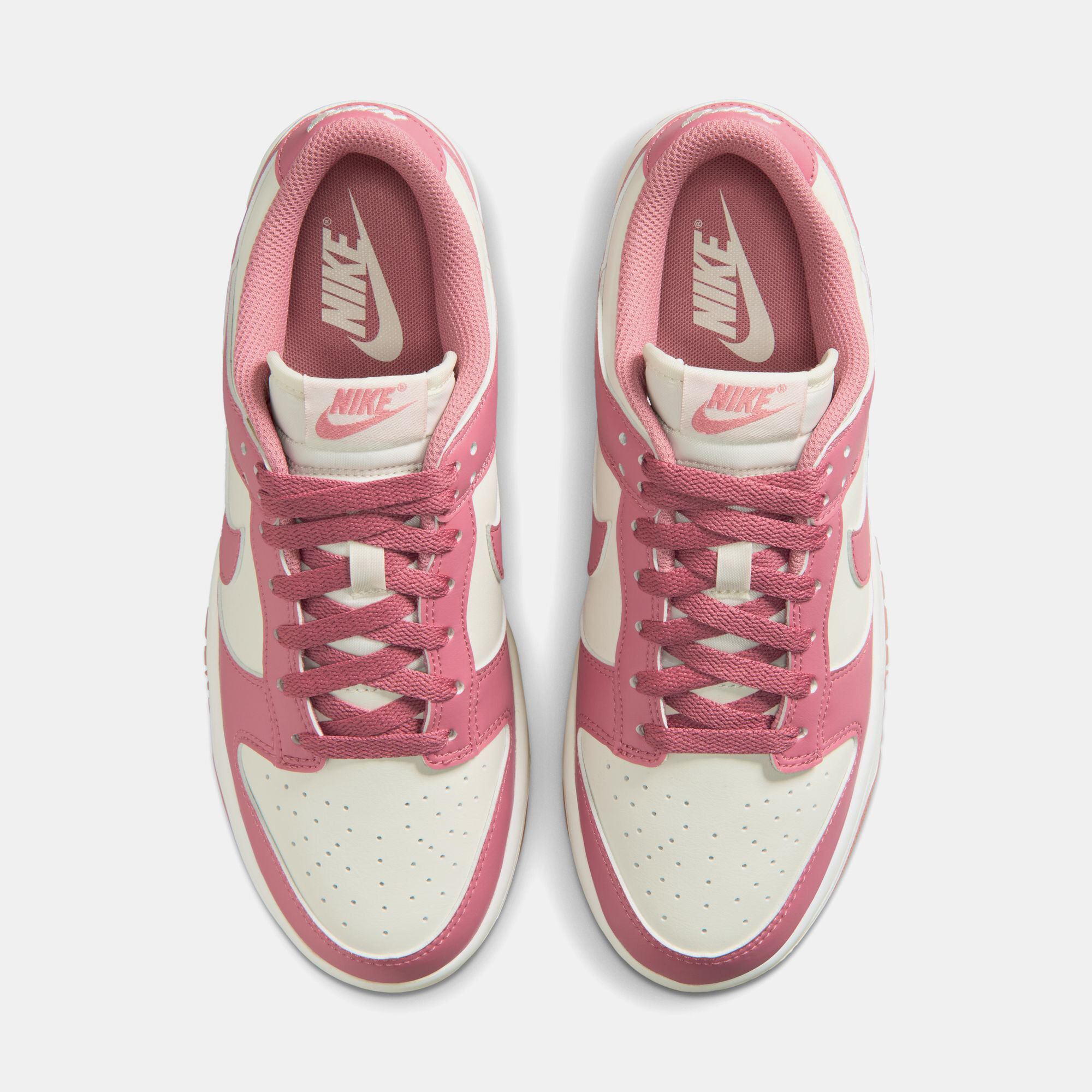 Nike Dunk Low image number 3