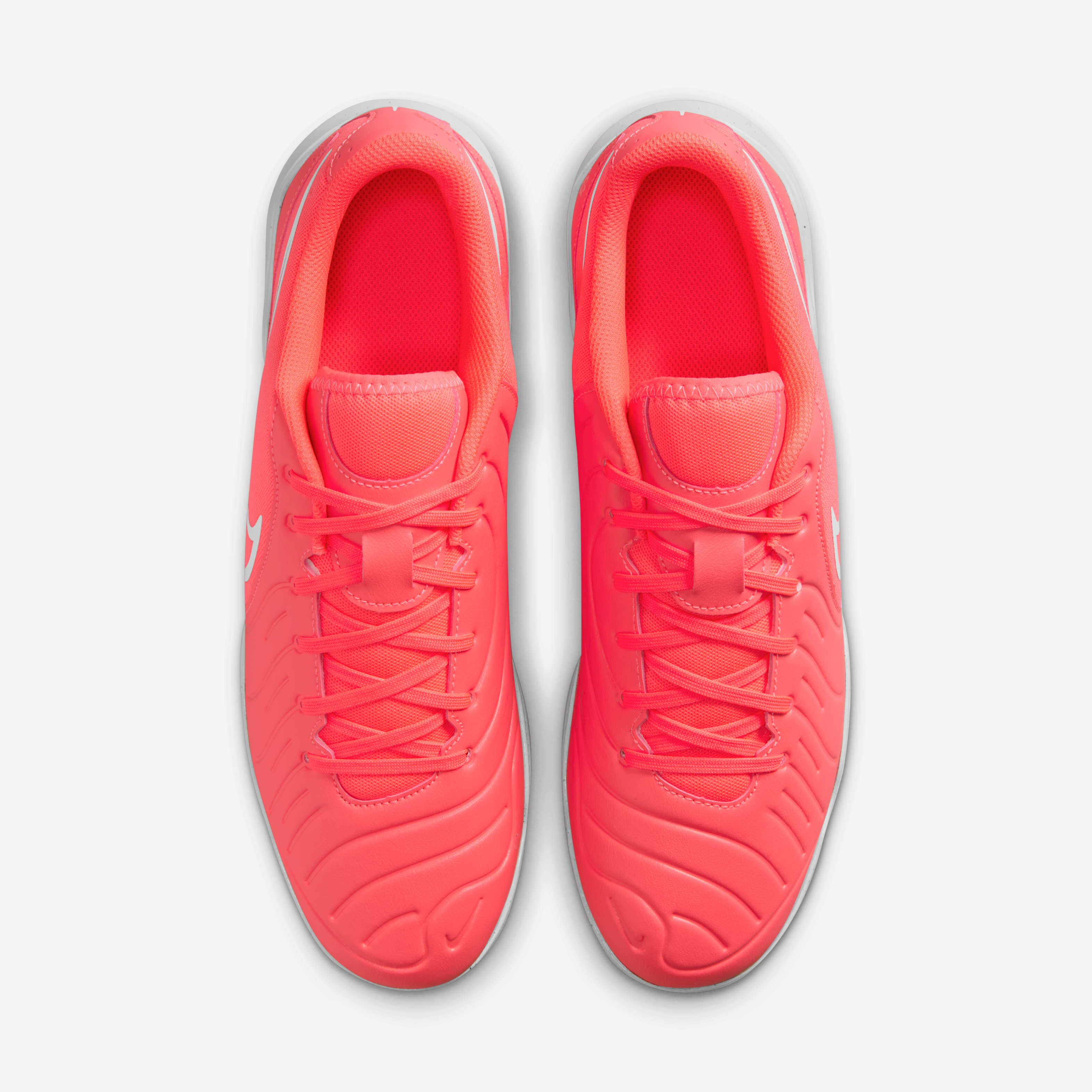 Nike Tiempo Legend 10 Club image number 3