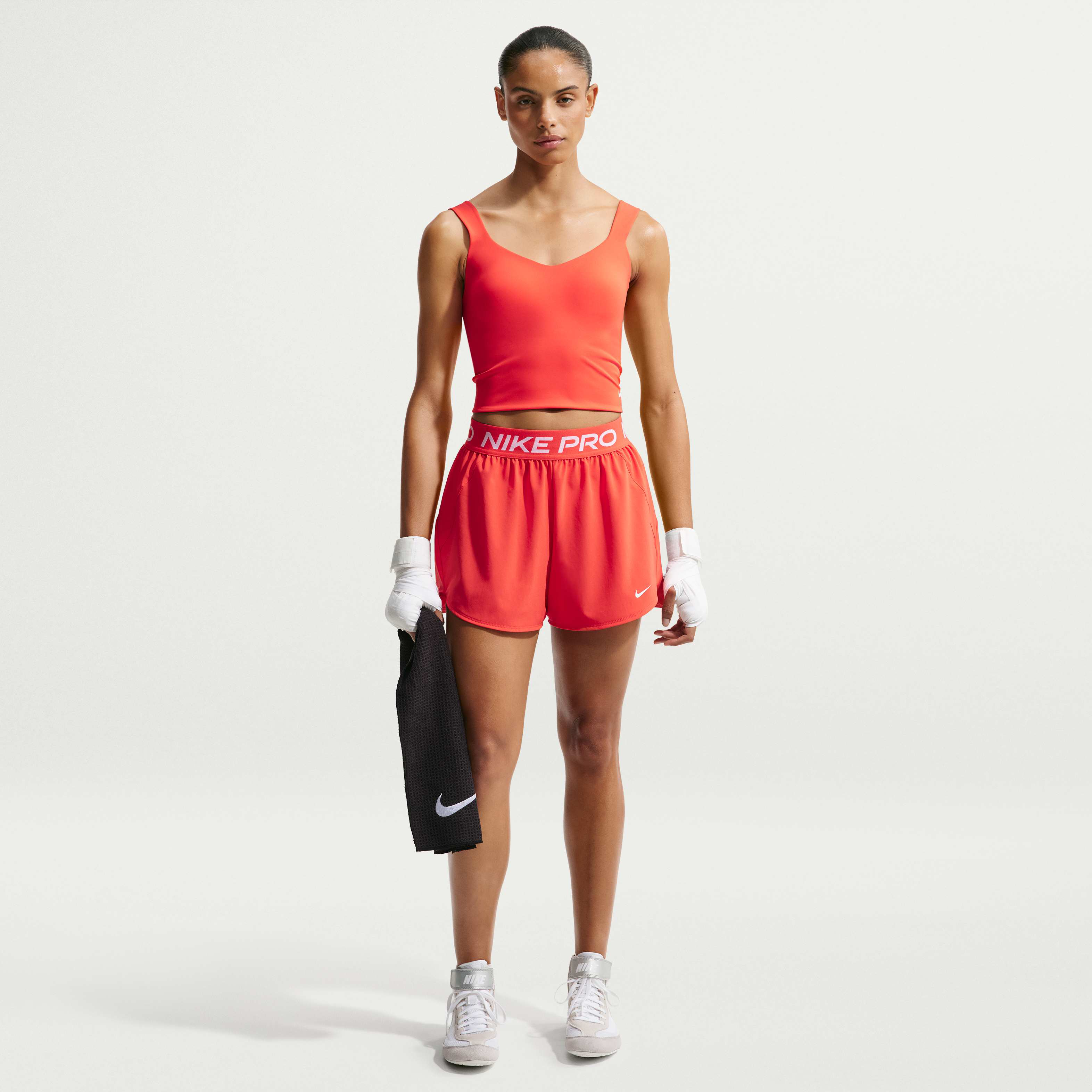 Nike Pro Sculpt image number 3