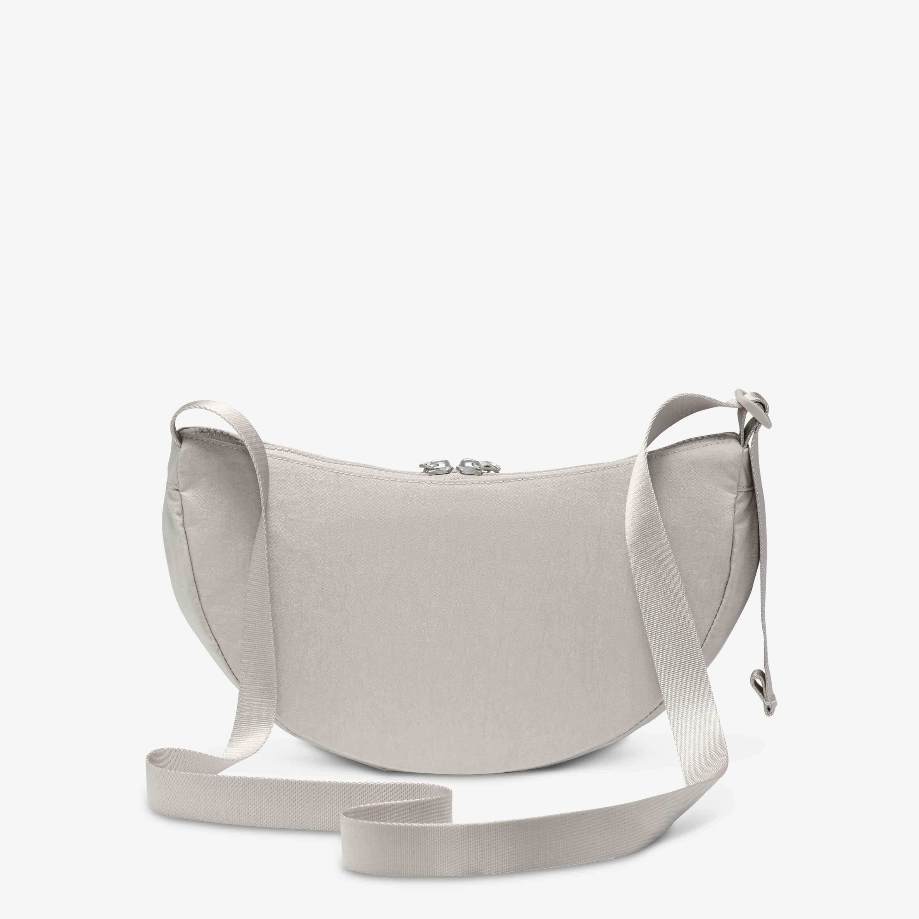 نايكي أورا image number 2