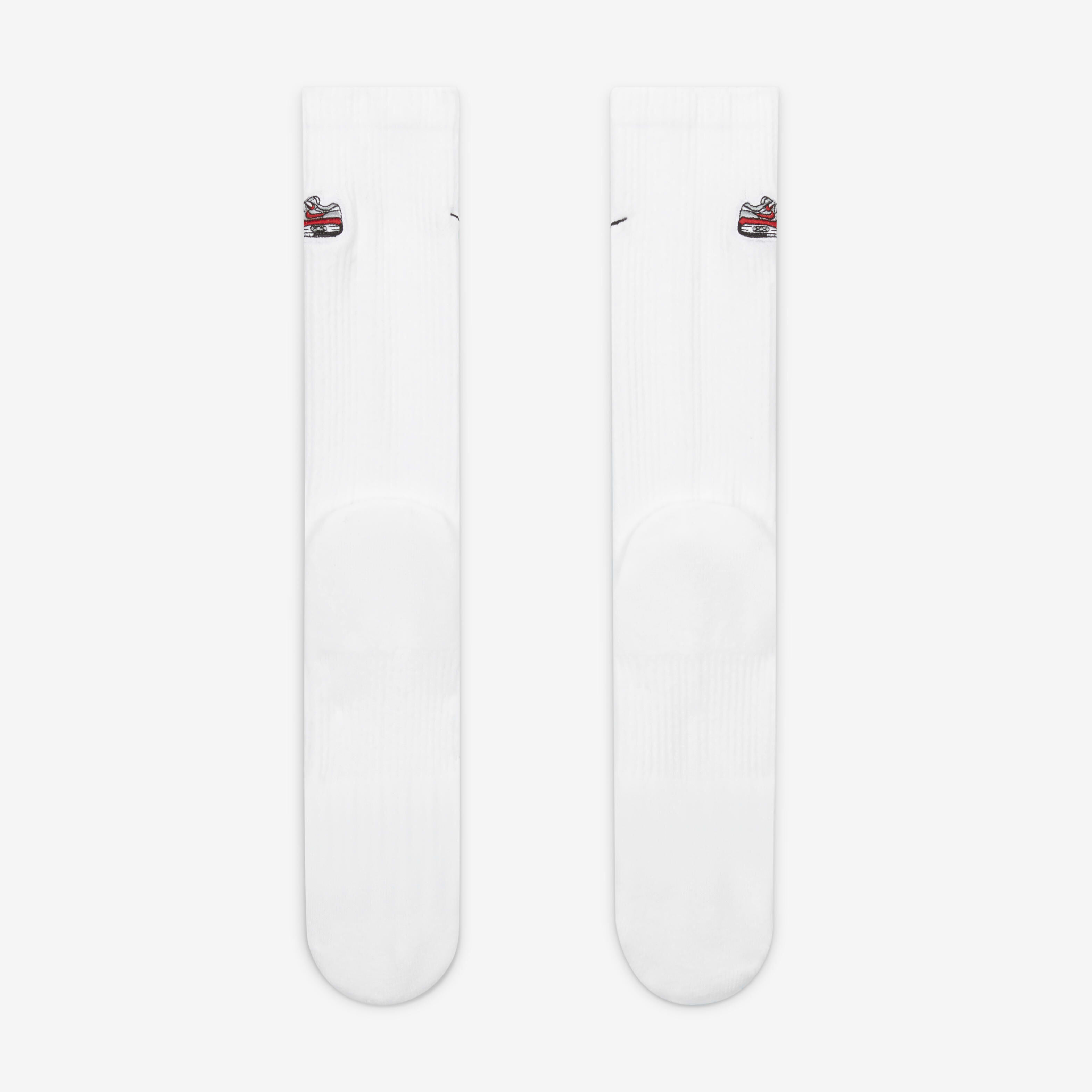 نايكي افريداي بلاس image number 2