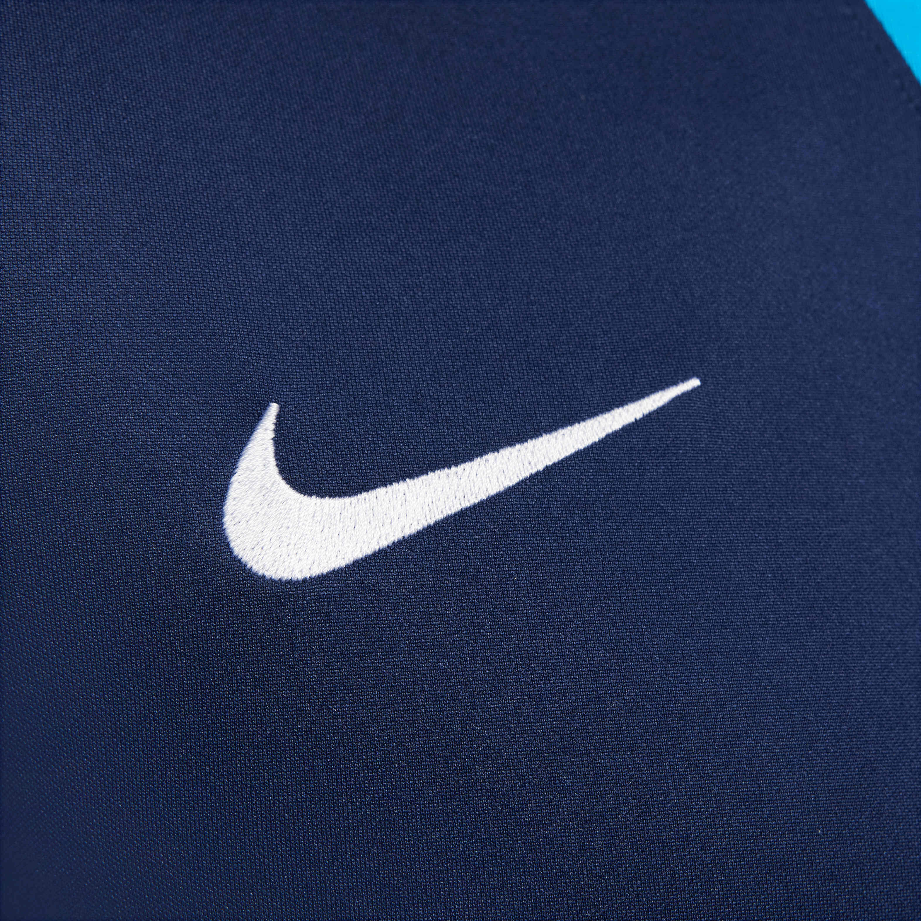 Nike Dri-FIT Trophy 5 image number 3