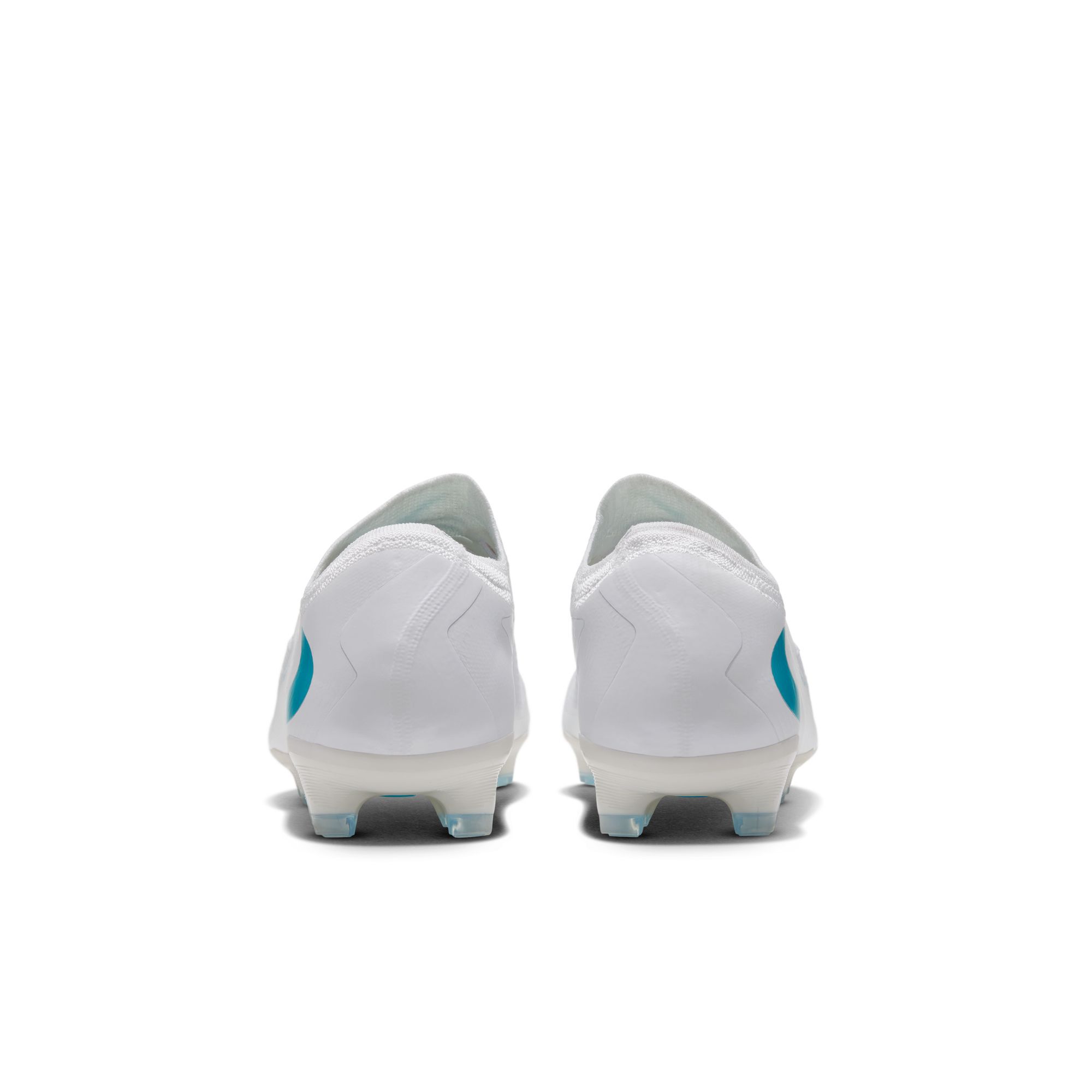 Nike Phantom 6 Low Pro image number 1